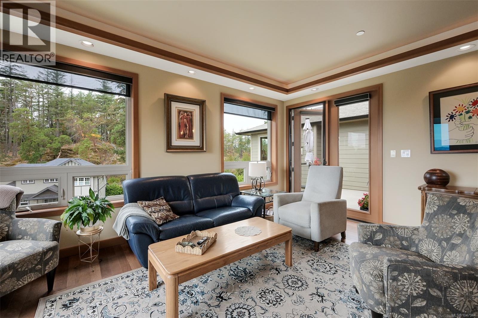 10 3650 Citadel Pl