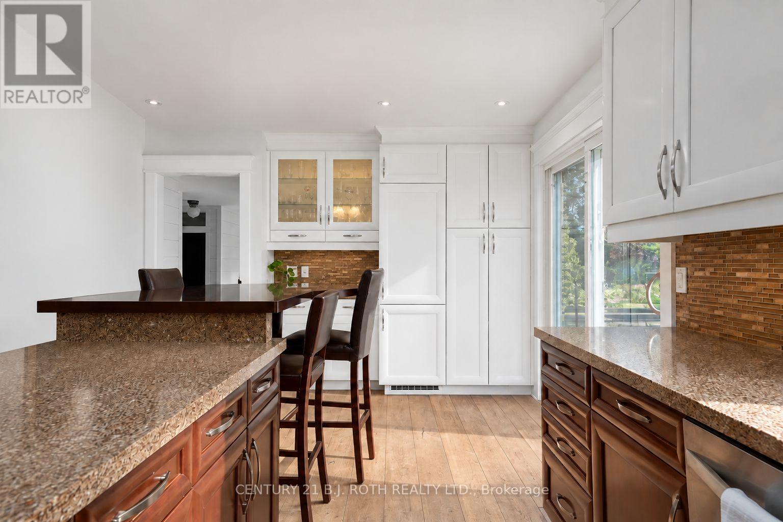 3274 Liah Lane, Innisfil, Ontario  L9S 2B4 - Photo 9 - N13796884