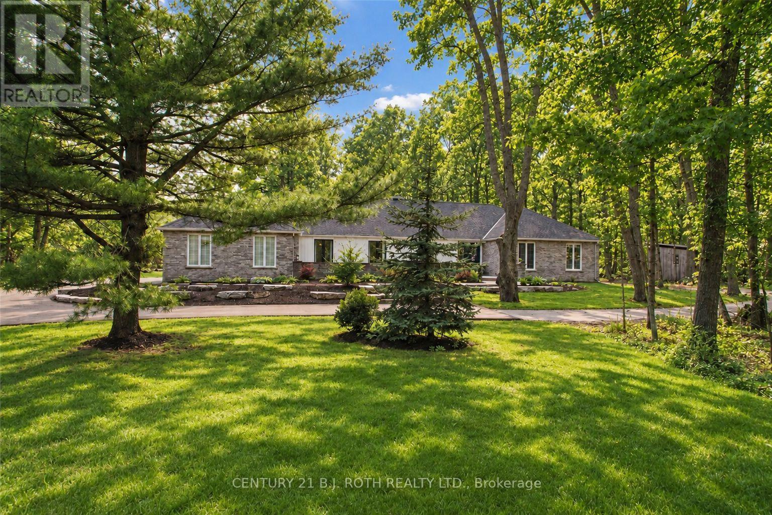 3274 LIAH LANE, Innisfil, Ontario