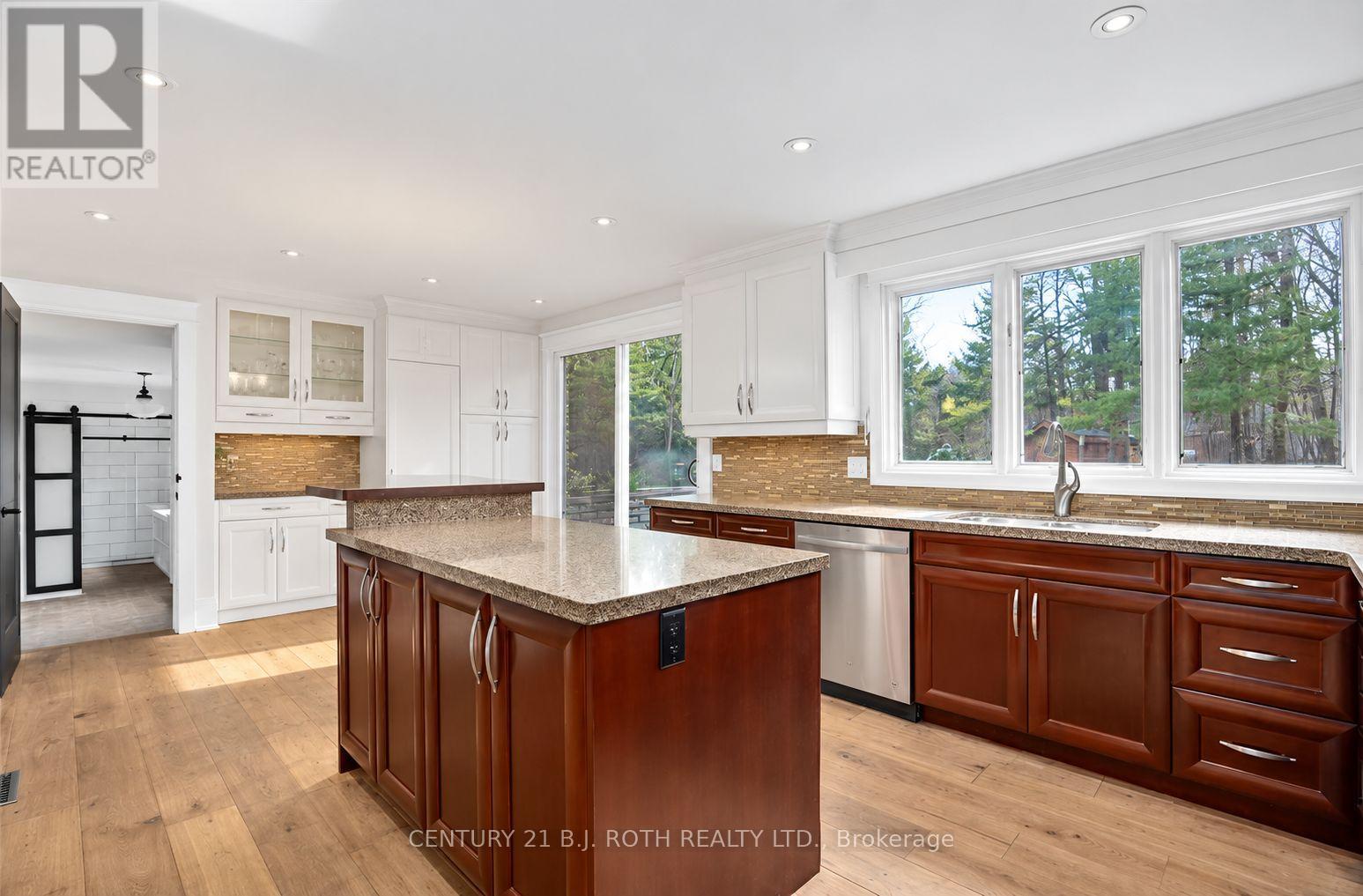 3274 Liah Lane, Innisfil, Ontario  L9S 2B4 - Photo 8 - N13796884