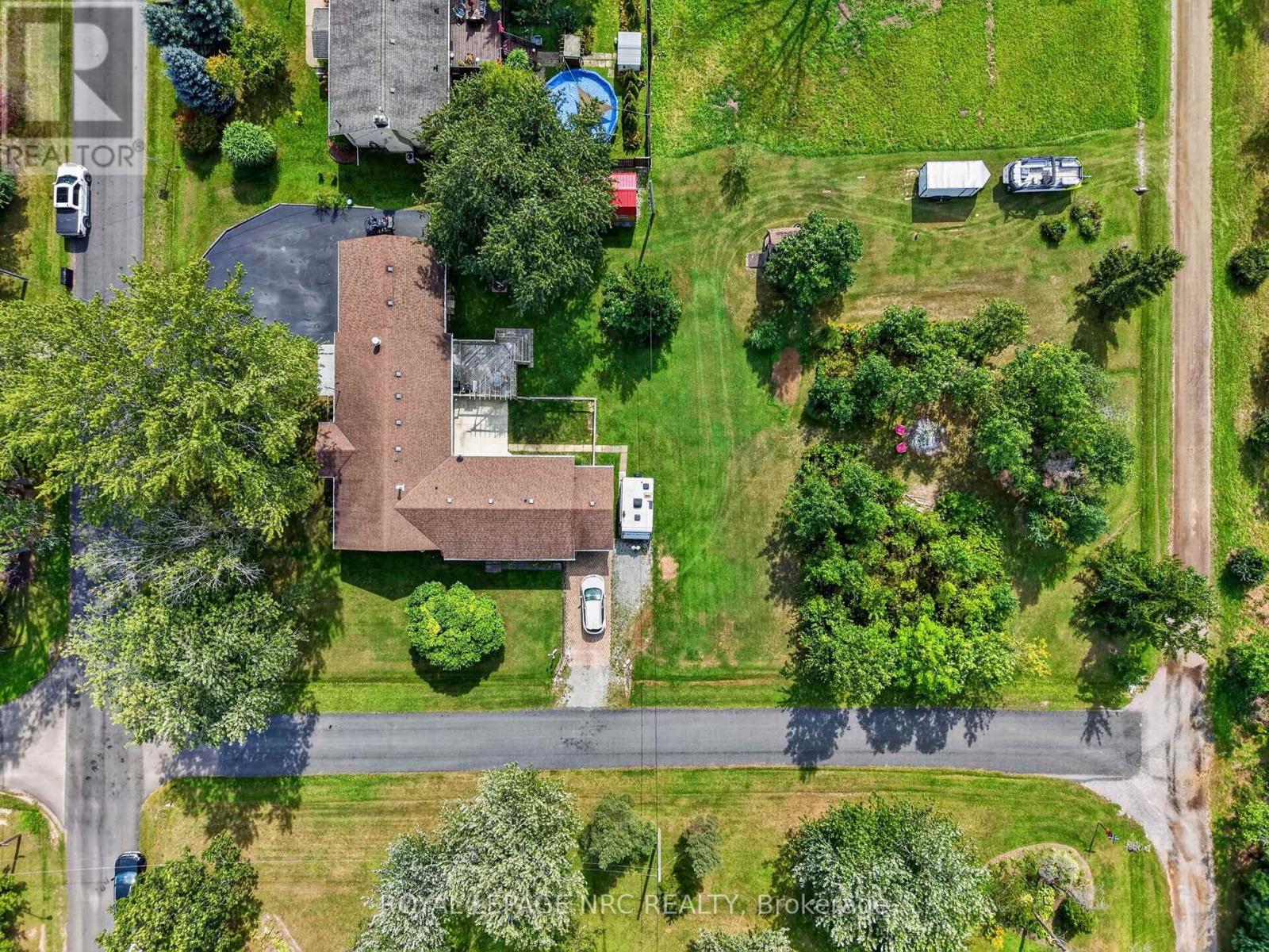 1225 Benner Avenue, Fort Erie, Ontario  L2A 4N8 - Photo 2 - X13864800