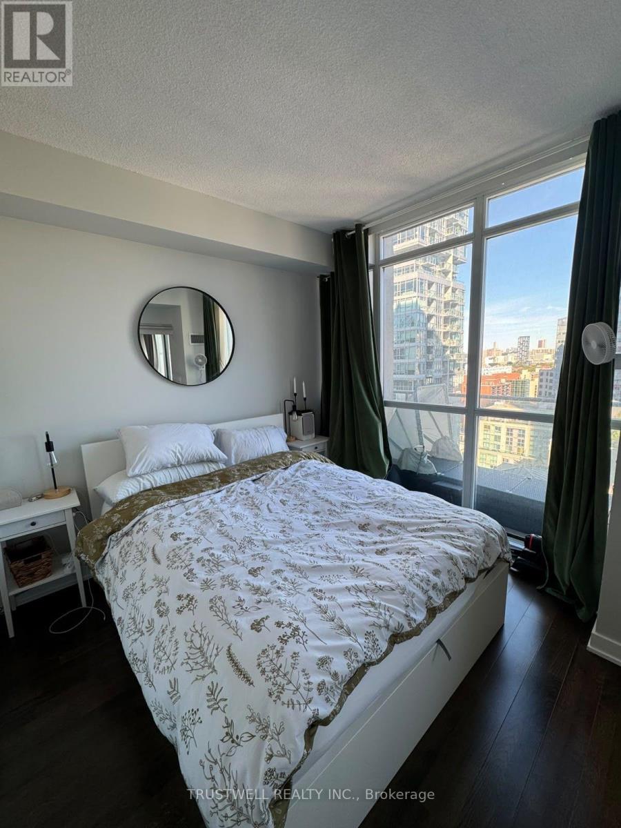 2005 - 126 Simcoe Street, Toronto, Ontario M5H 4E6 - Photo 7 - C13864768