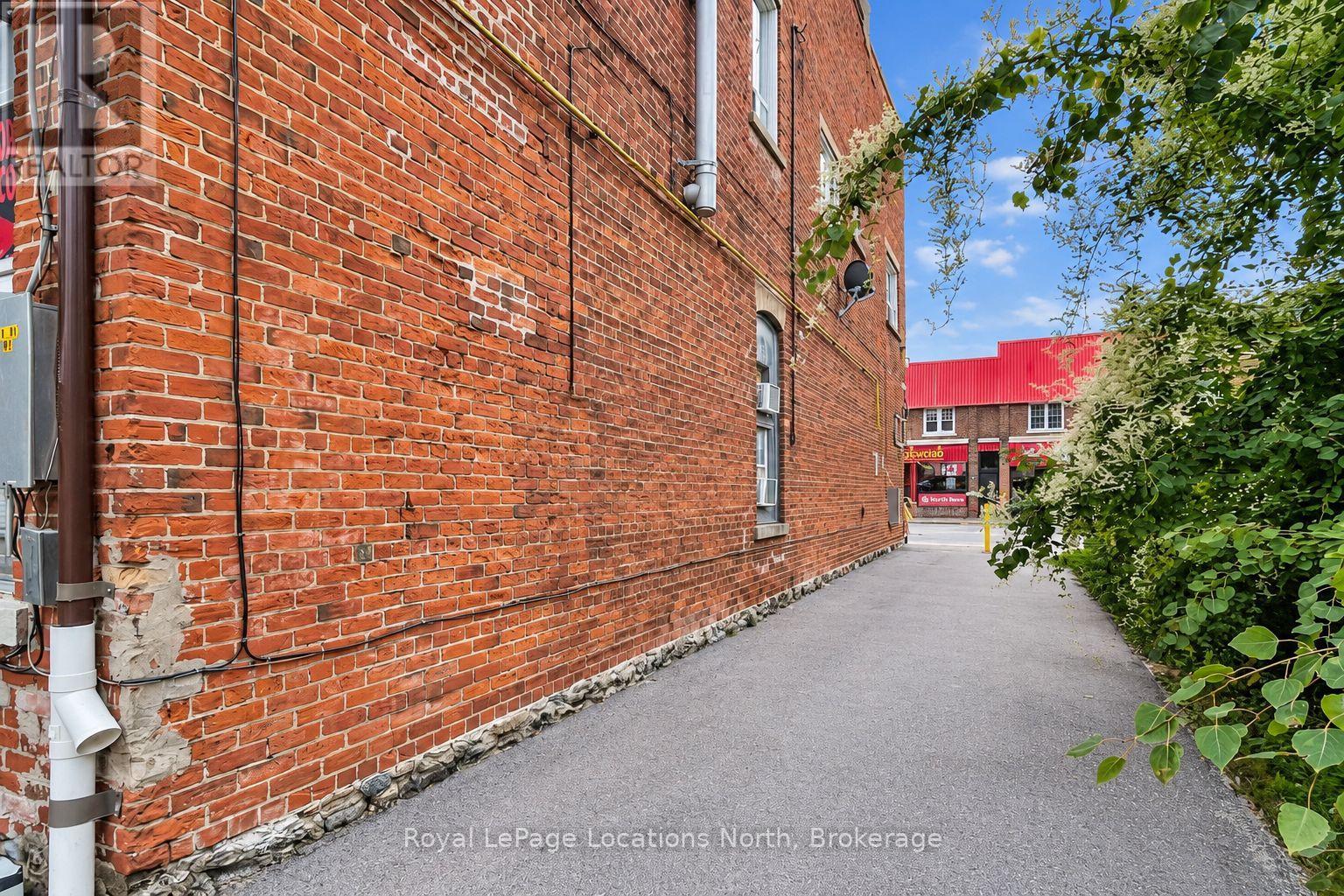7278 26 Highway, Clearview, Ontario  L0M 1S0 - Photo 8 - S13864790