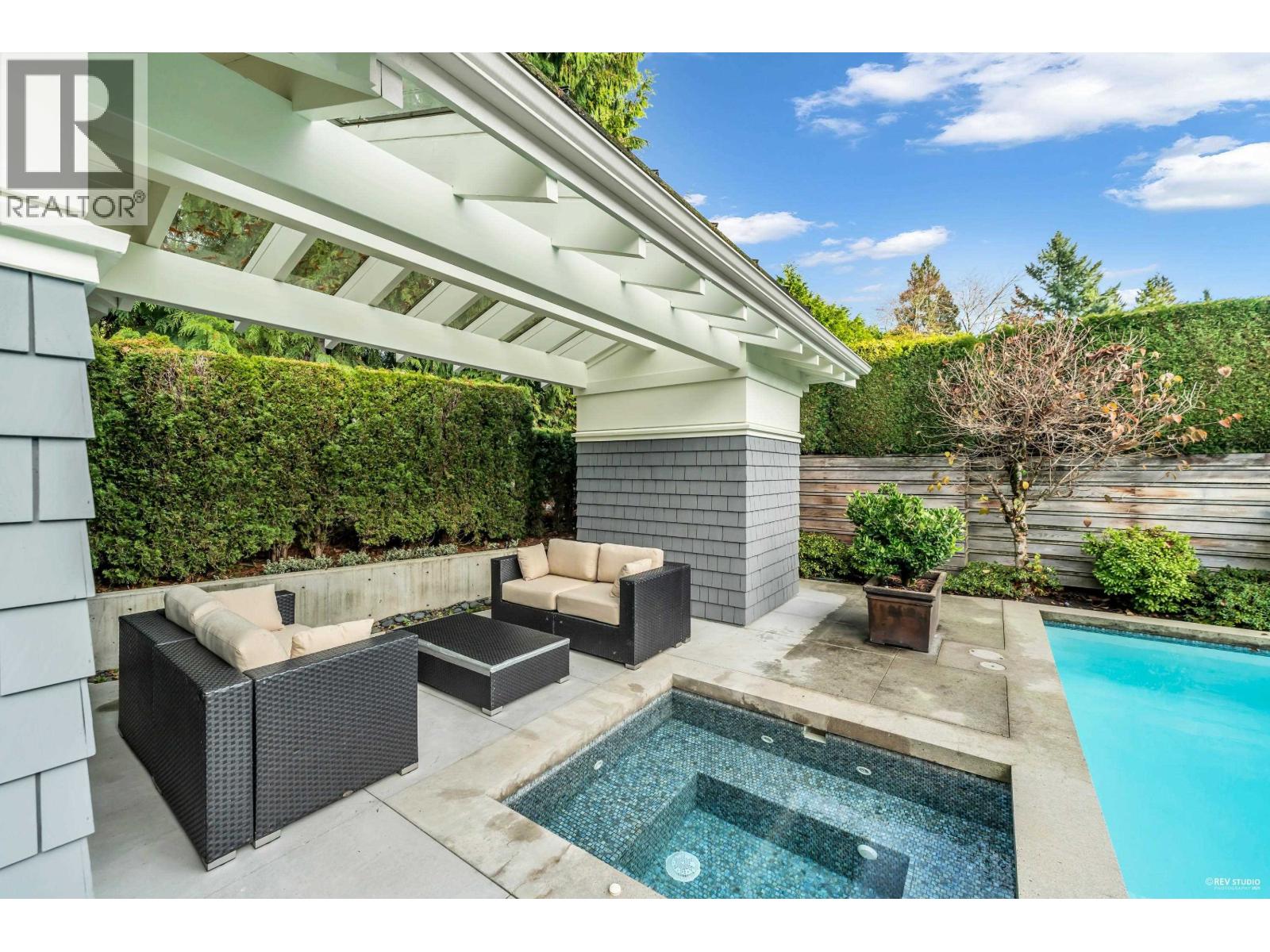 4358 ERWIN DRIVE