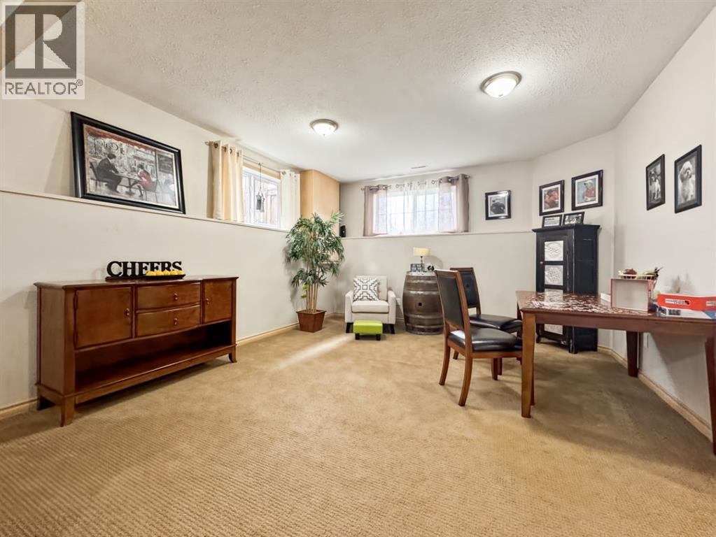55 Rodeo Way