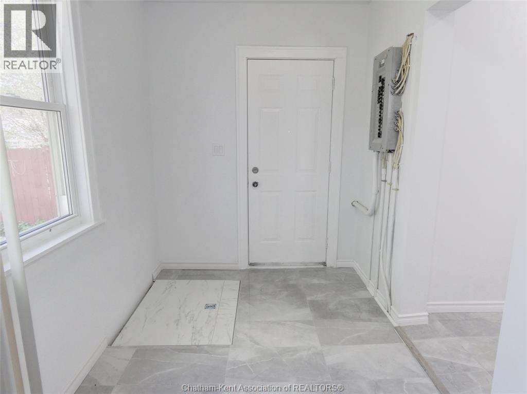 1716 Drouillard Road, Windsor, Ontario  N8Y 2S5 - Photo 8 - 26022858
