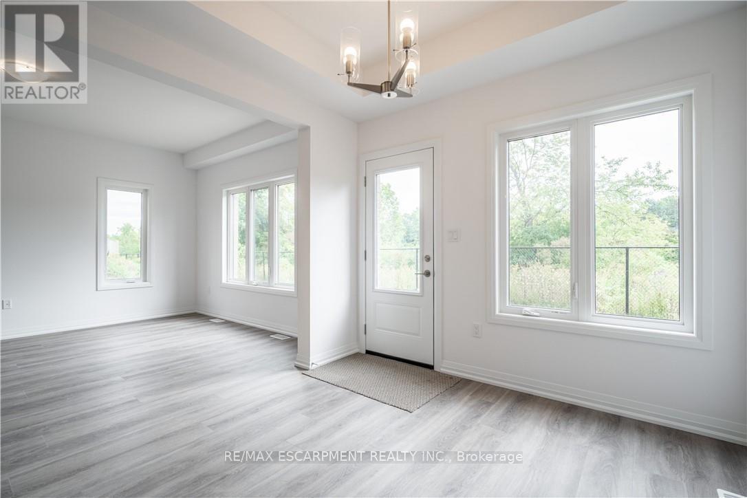 72 - 4552 Portage Road, Niagara Falls, Ontario  L2E 0B8 - Photo 2 - X13864782