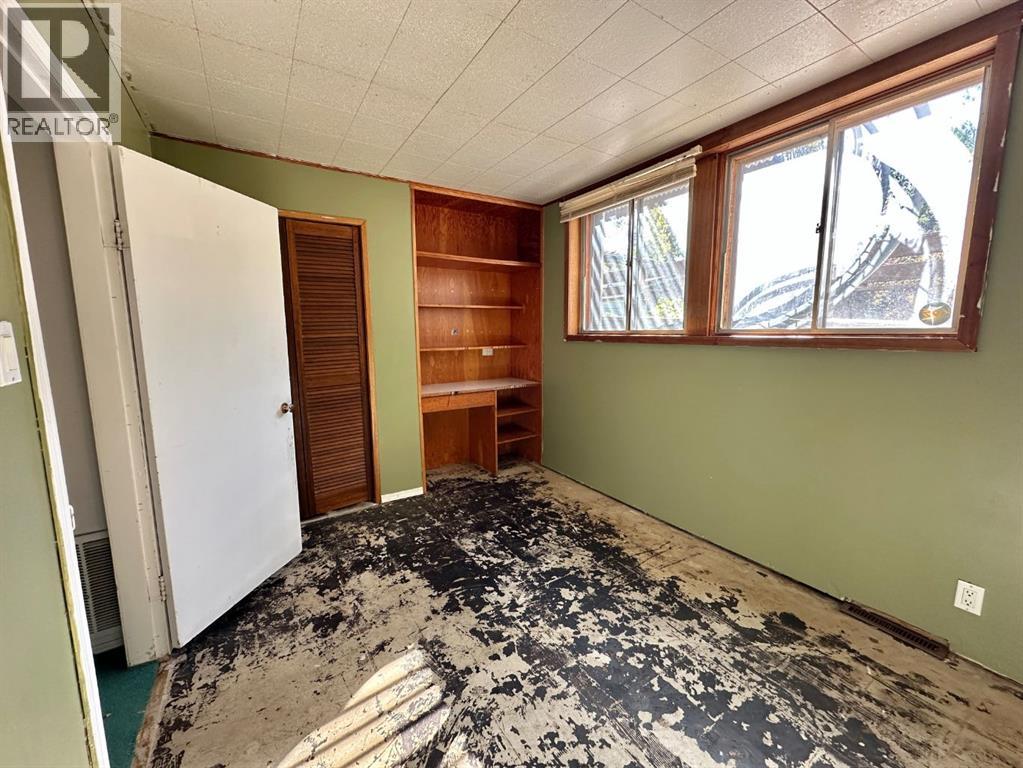 4727 Ravine Drive