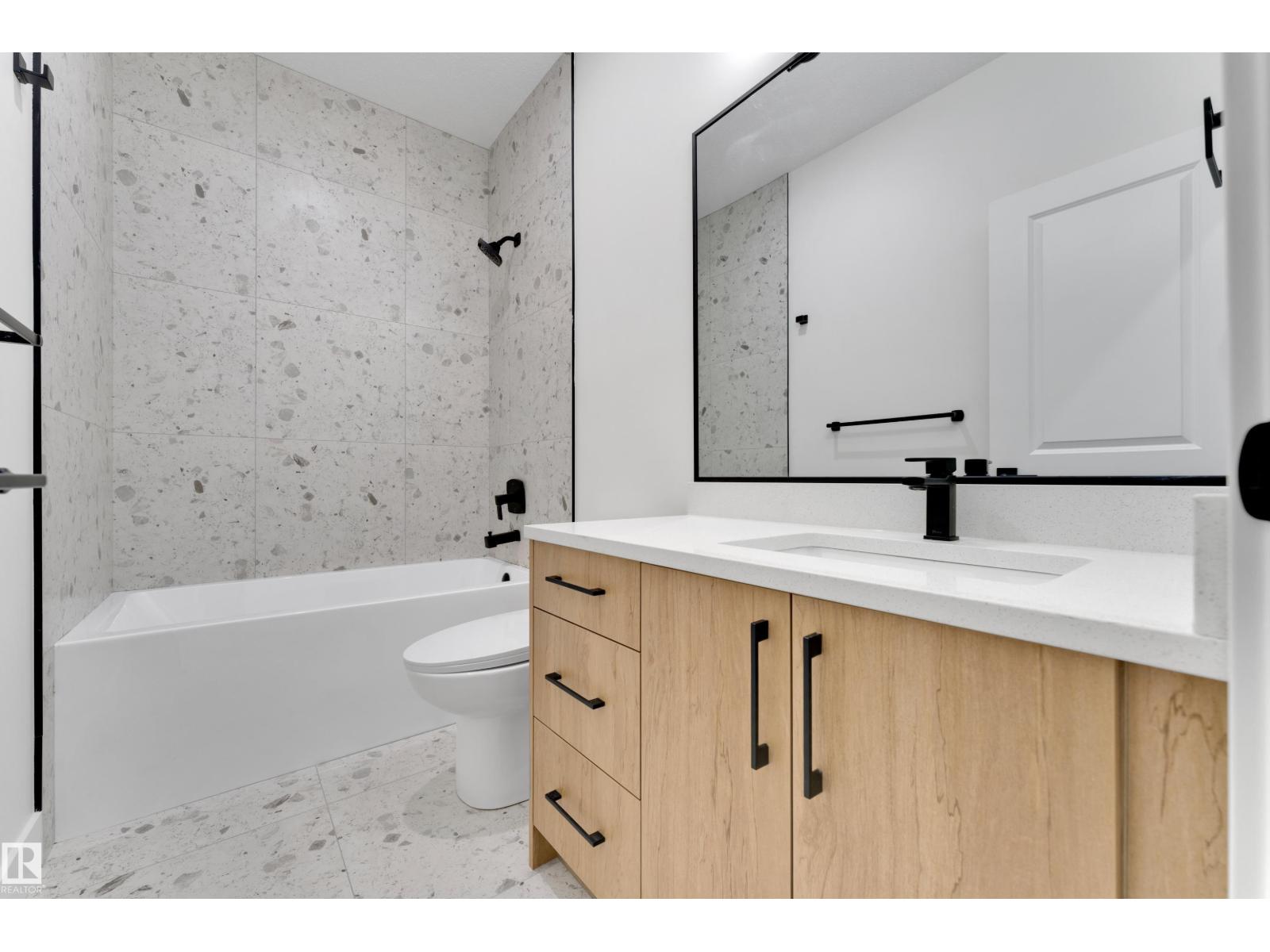 261 Linden LO
