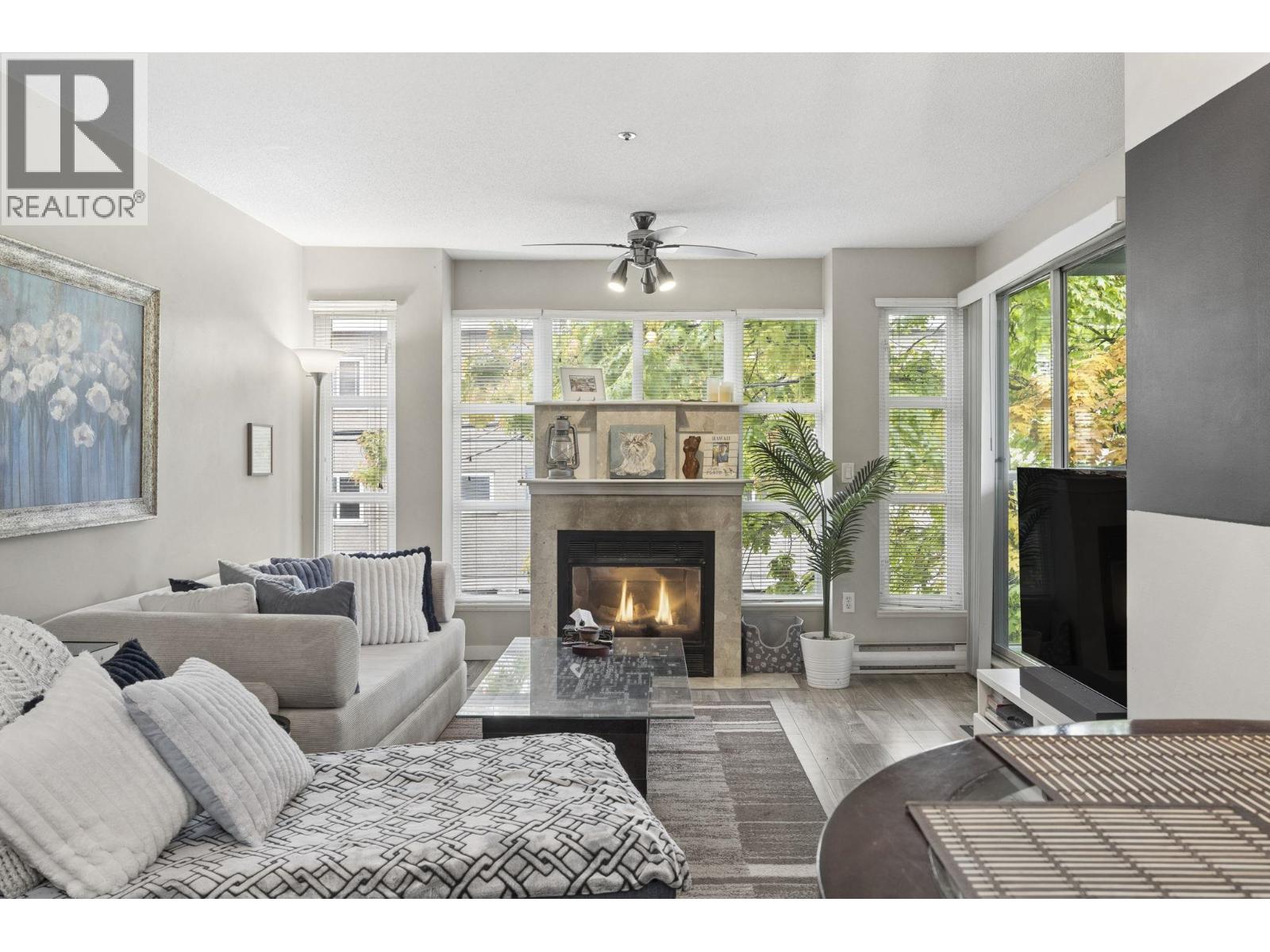 308 8728 SW MARINE DRIVE
