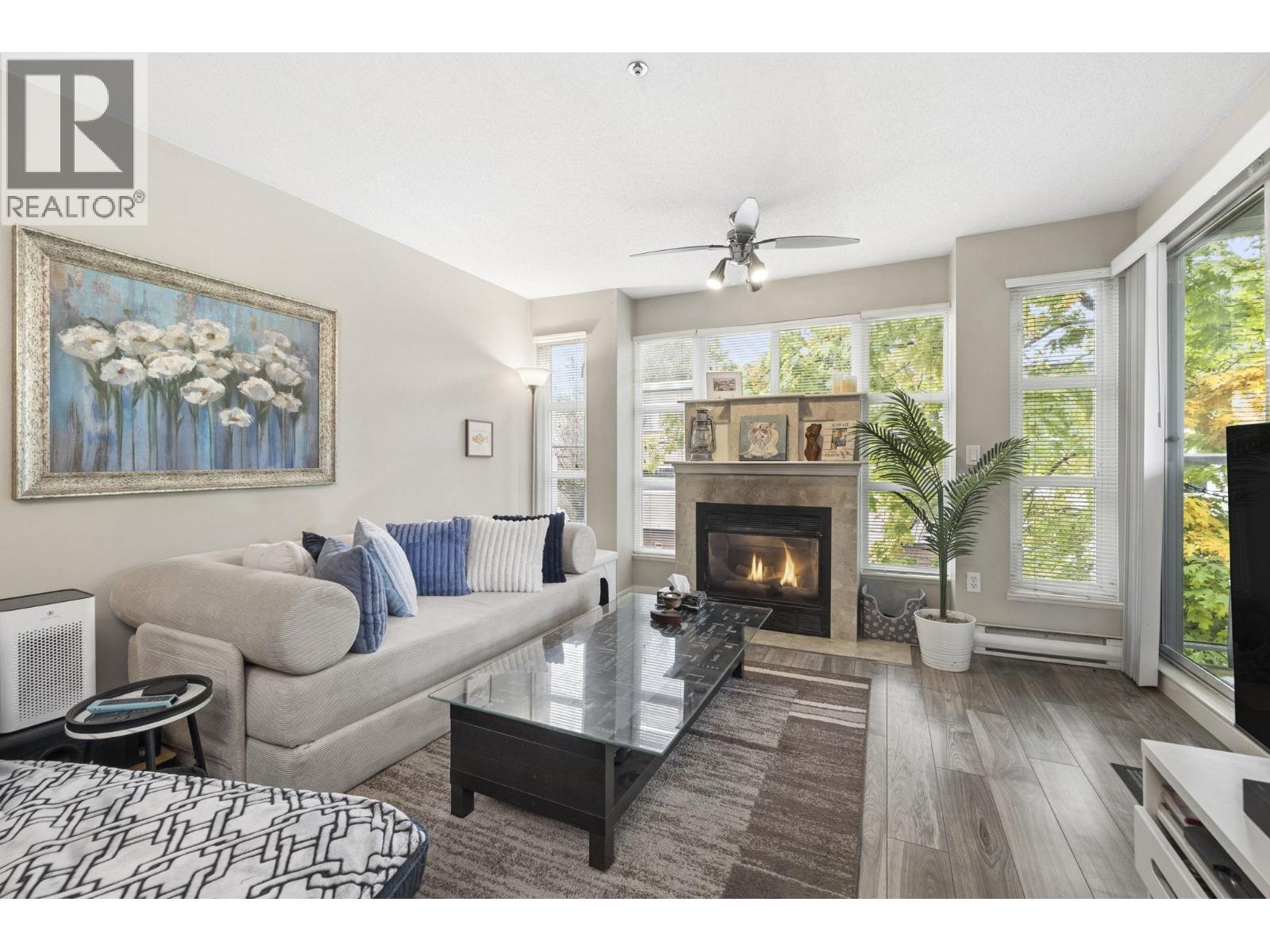 308 8728 SW MARINE DRIVE