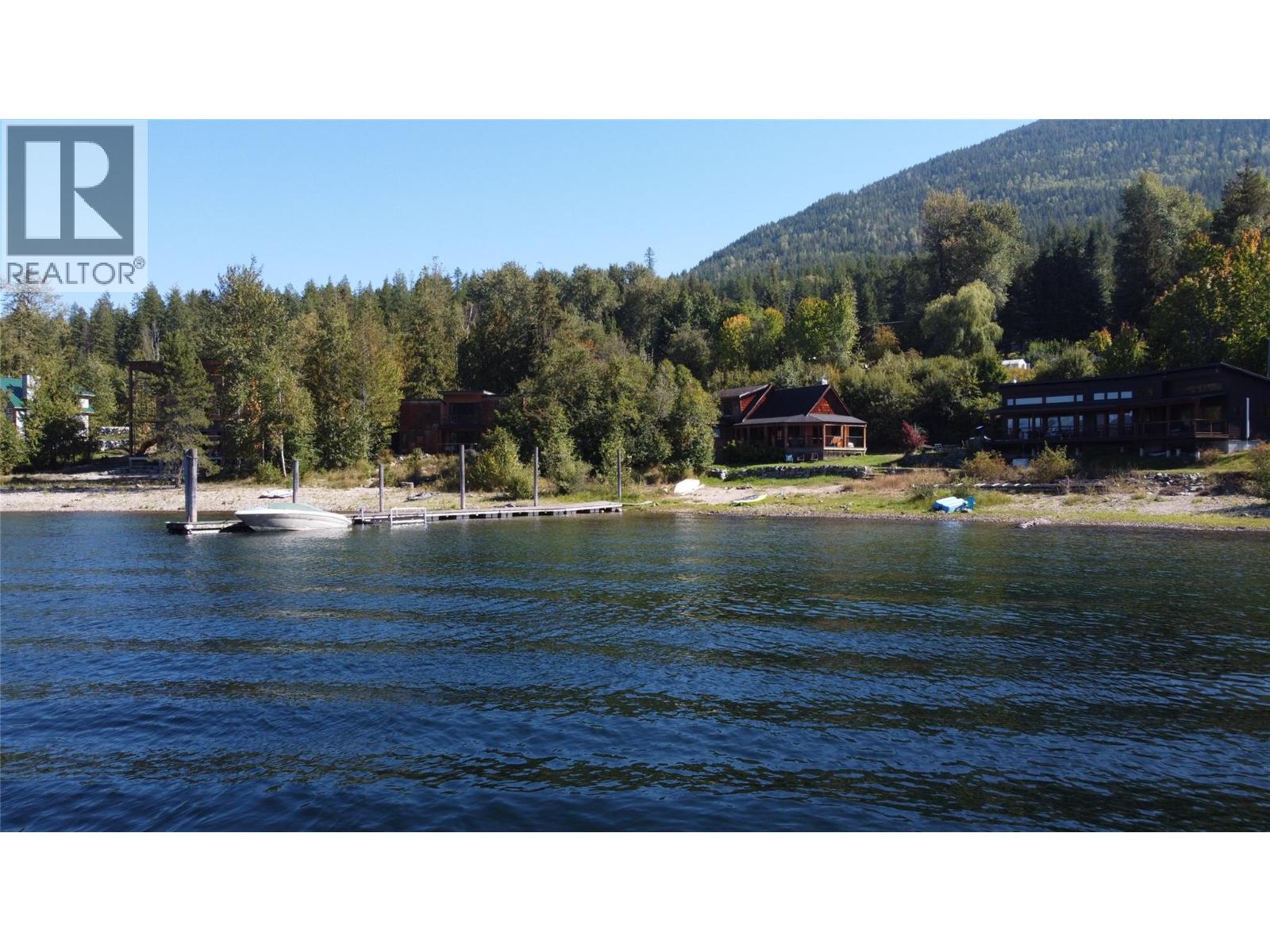 113 Kootenay Lake Road, Procter, British Columbia  V0G 1V0 - Photo 3 - 10393265