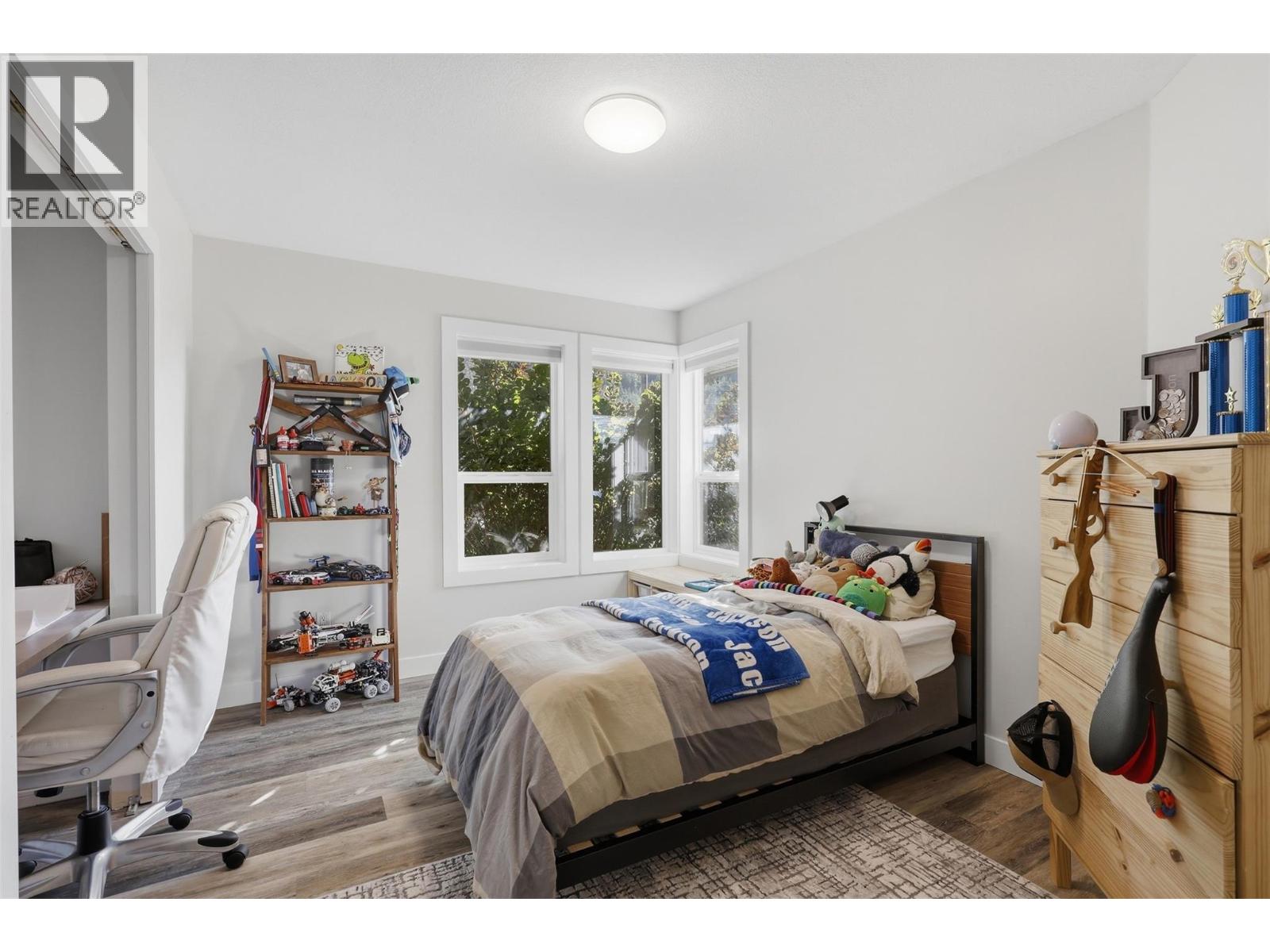 165 HOOVERS FERRY Road