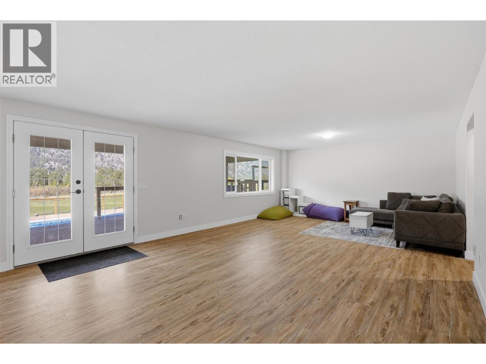 165 HOOVERS FERRY Road