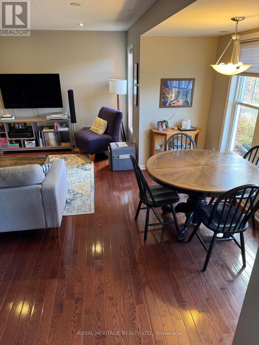 Upper #1 - 2728 Bur Oak Avenue, Markham, Ontario  L6B 1K5 - Photo 3 - N13864860