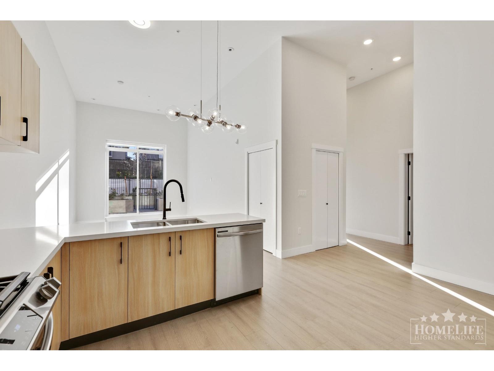 101 14858 60 AVENUE