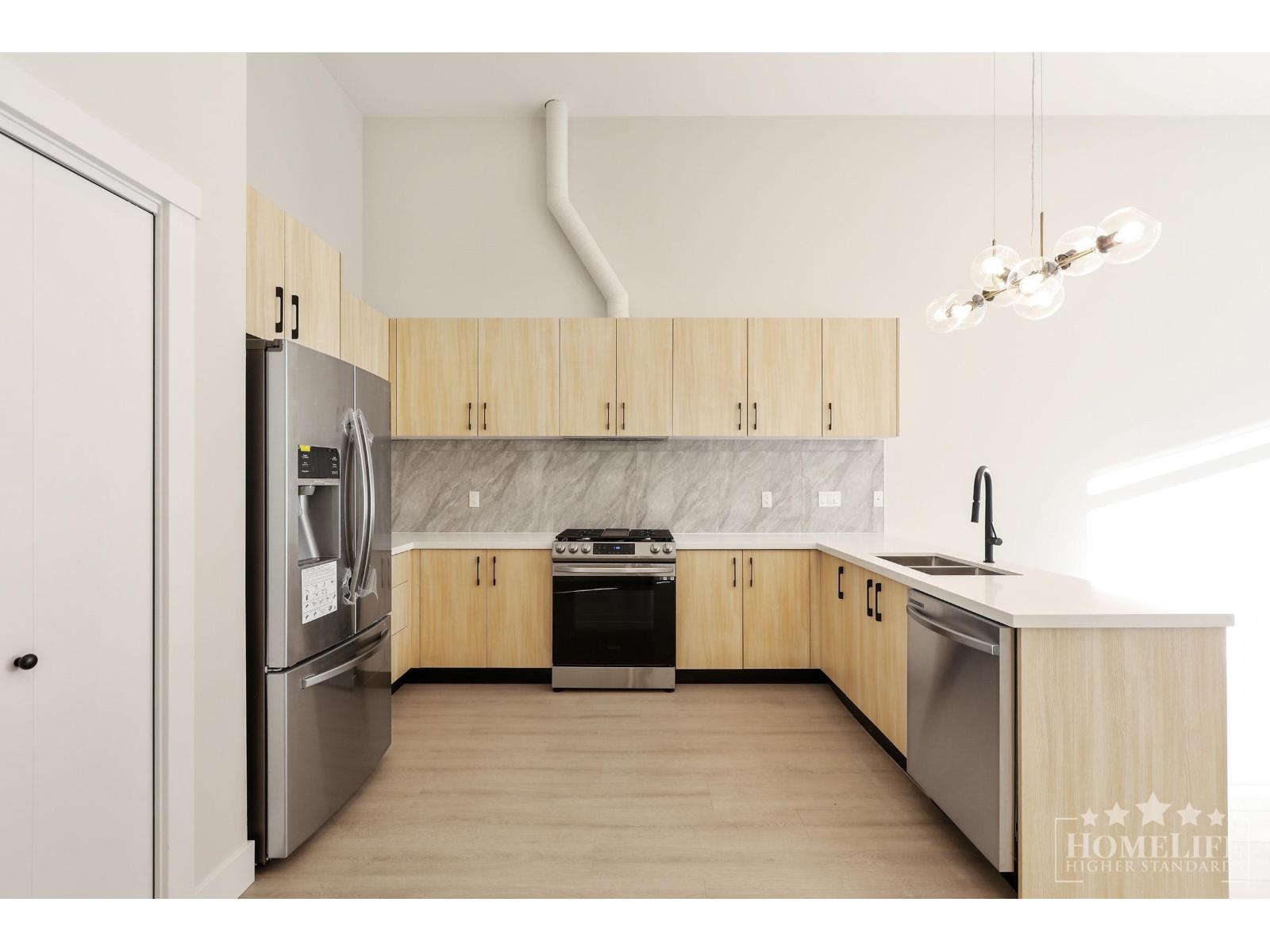 101 14858 60 AVENUE