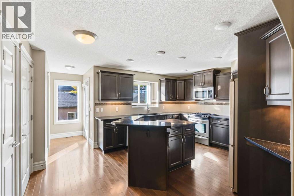 723 23 Avenue Nw, Calgary, Alberta  T2M 1T1 - Photo 12 - A2343639