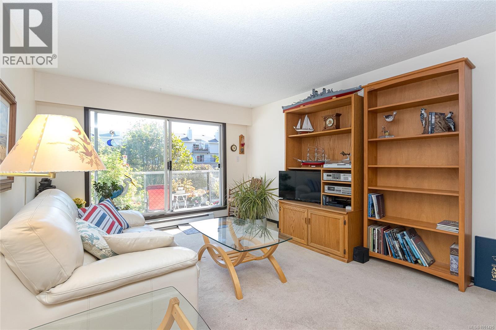 105 10461 Resthaven Dr