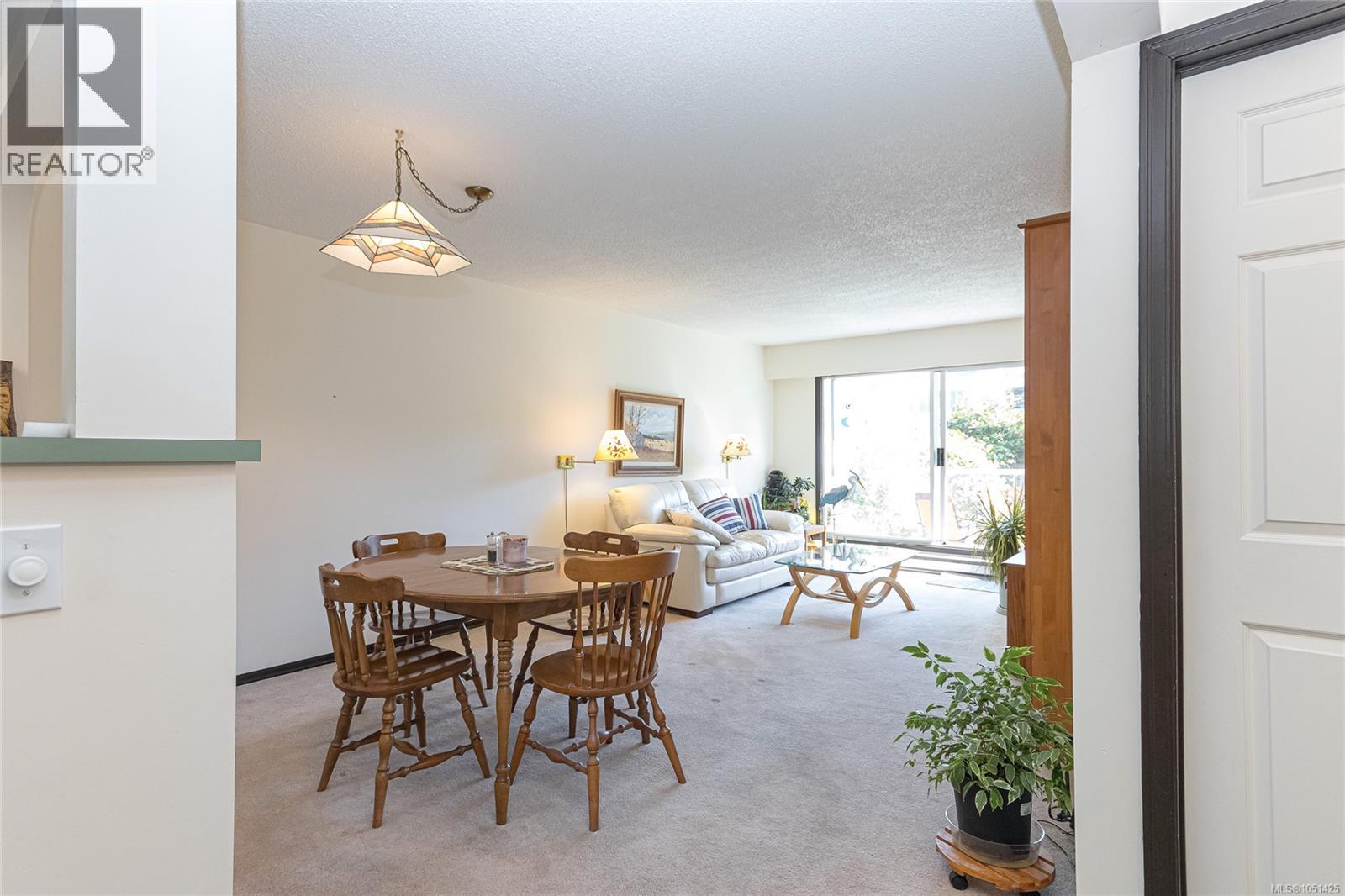 105 10461 Resthaven Dr