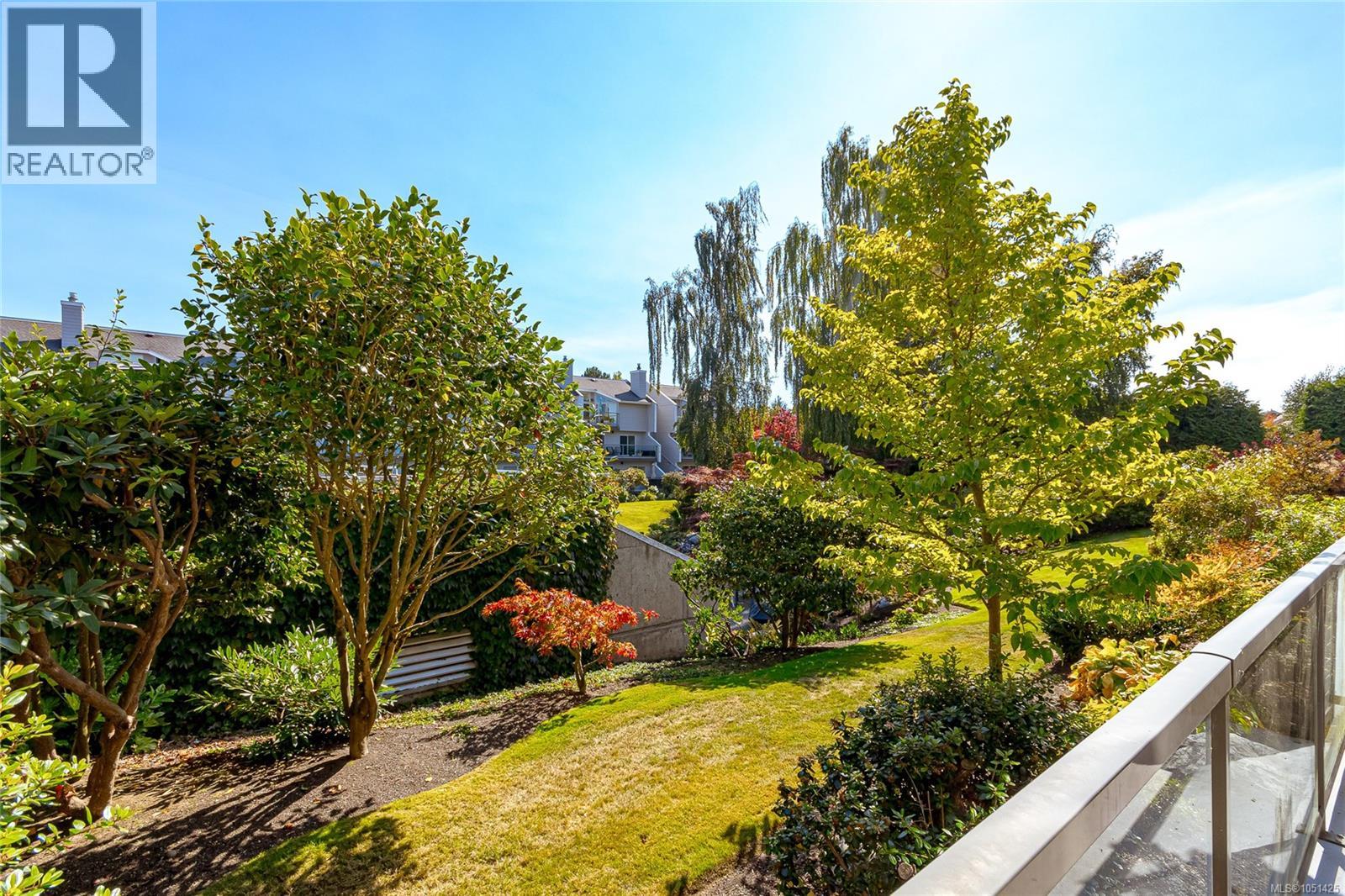 105 10461 Resthaven Dr
