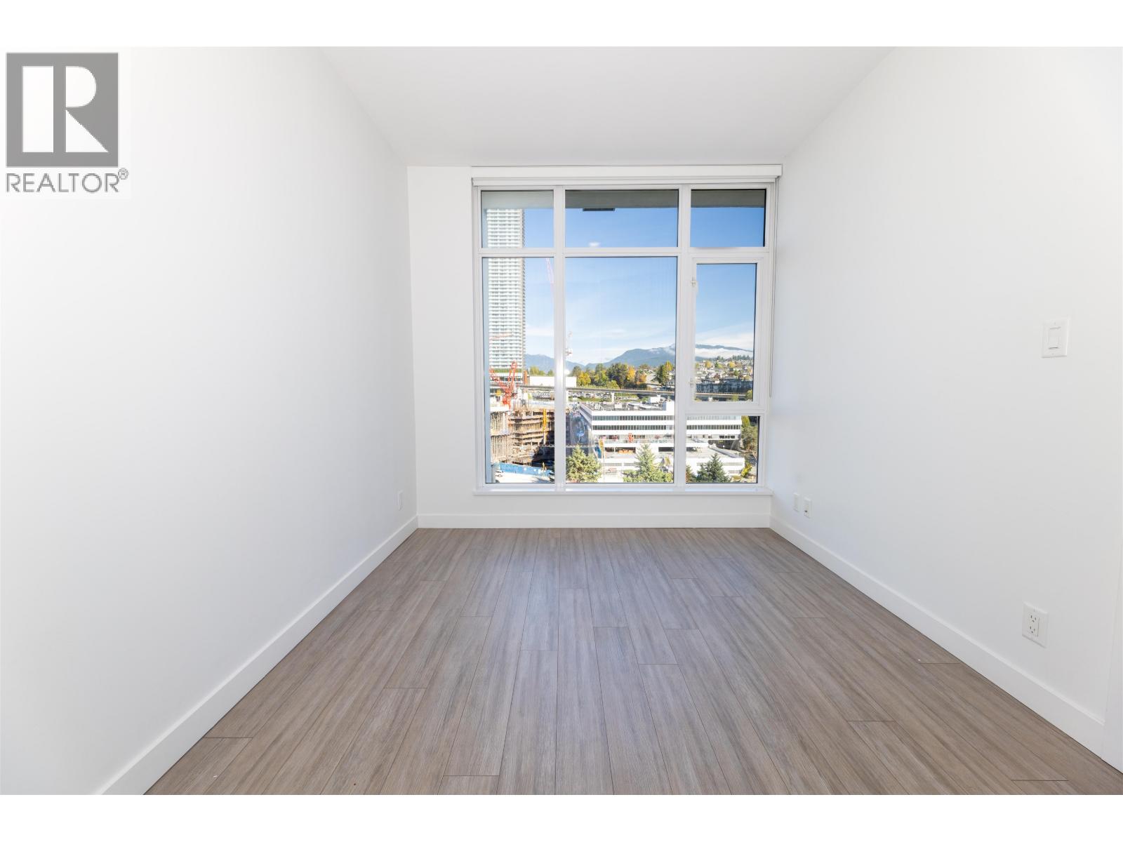 1206 2311 BETA AVENUE