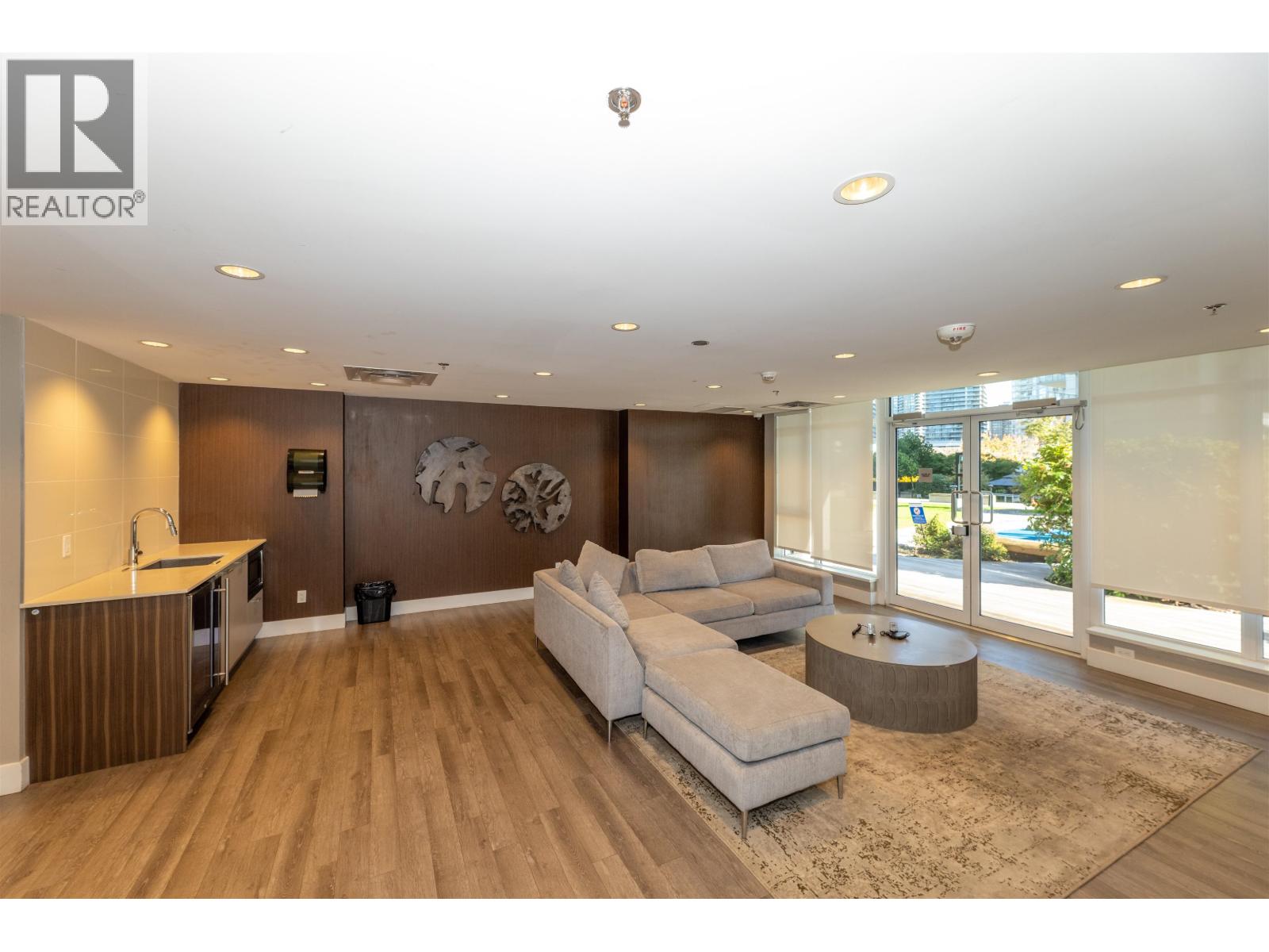 1206 2311 BETA AVENUE