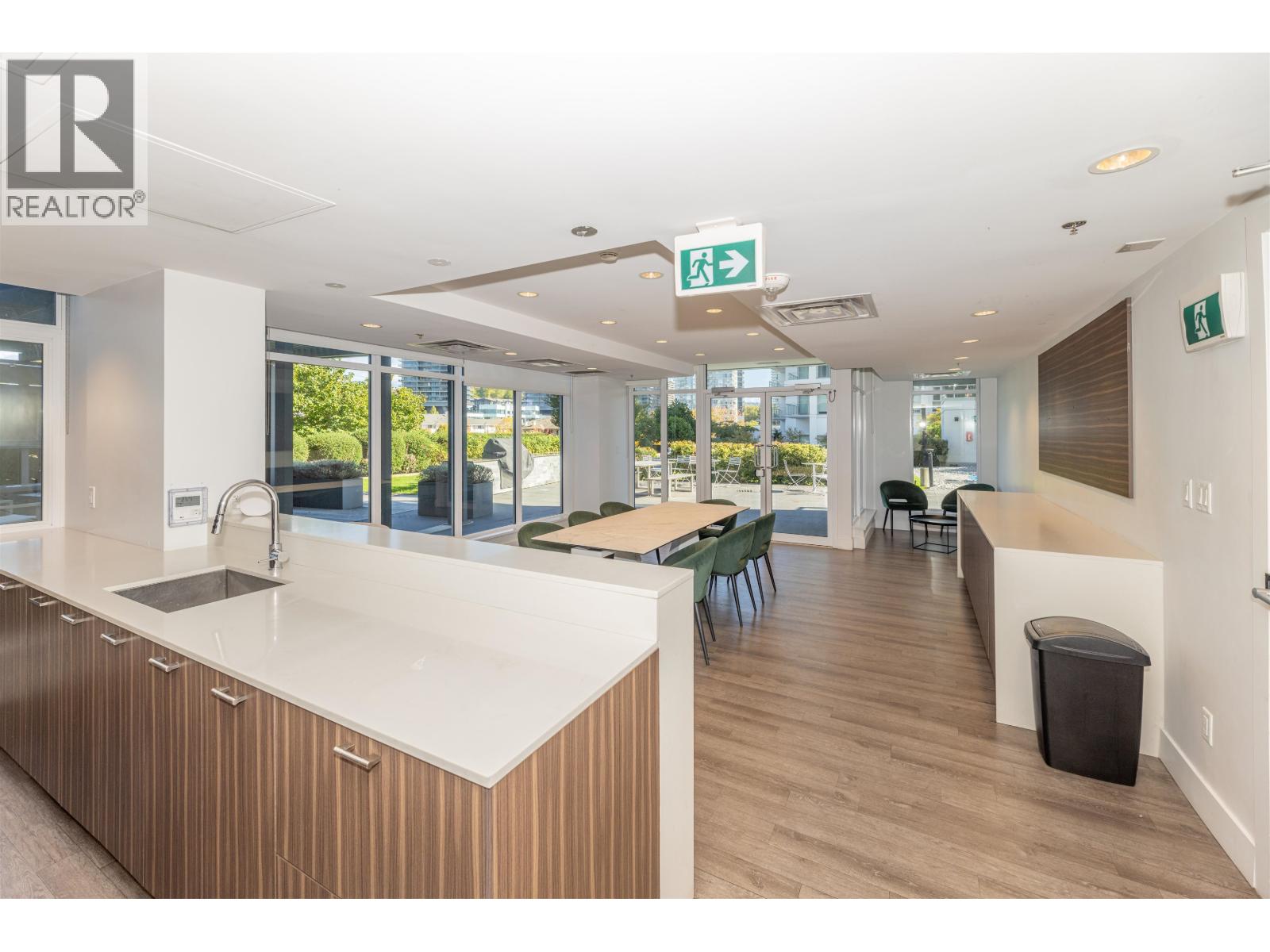 1206 2311 BETA AVENUE