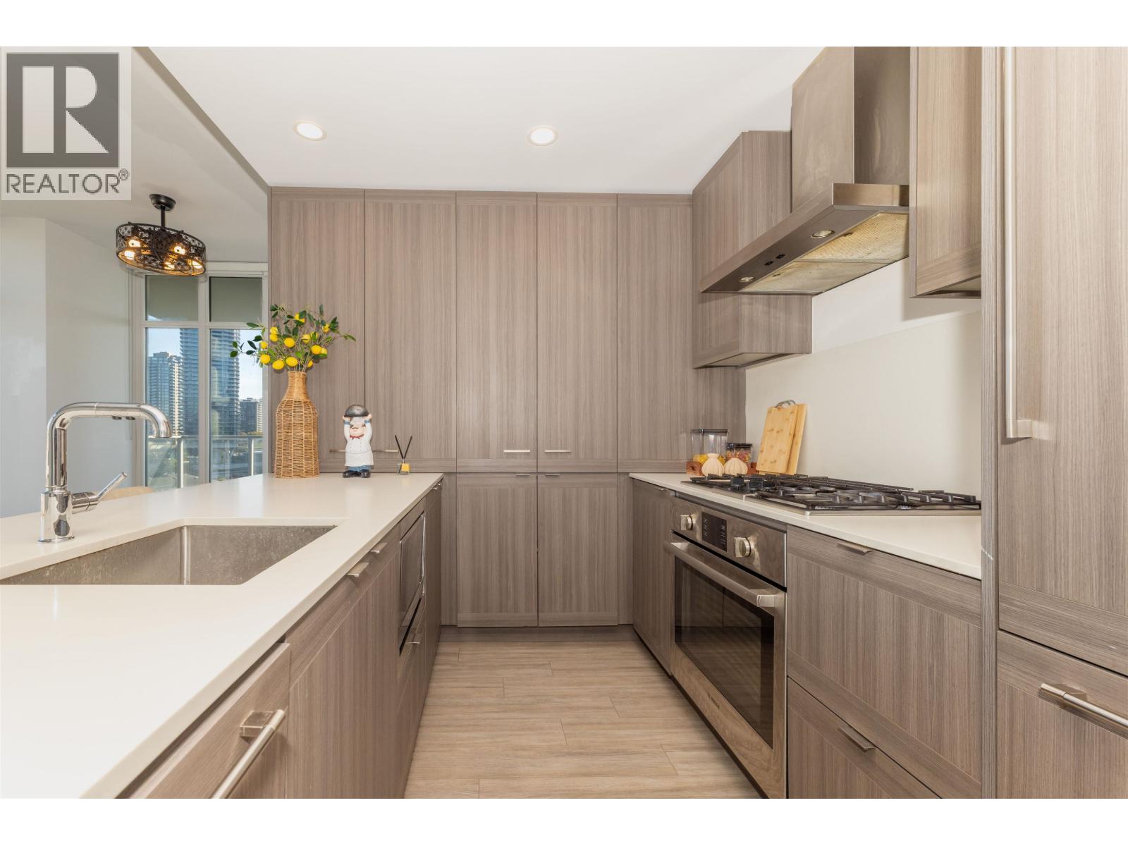 1206 2311 BETA AVENUE