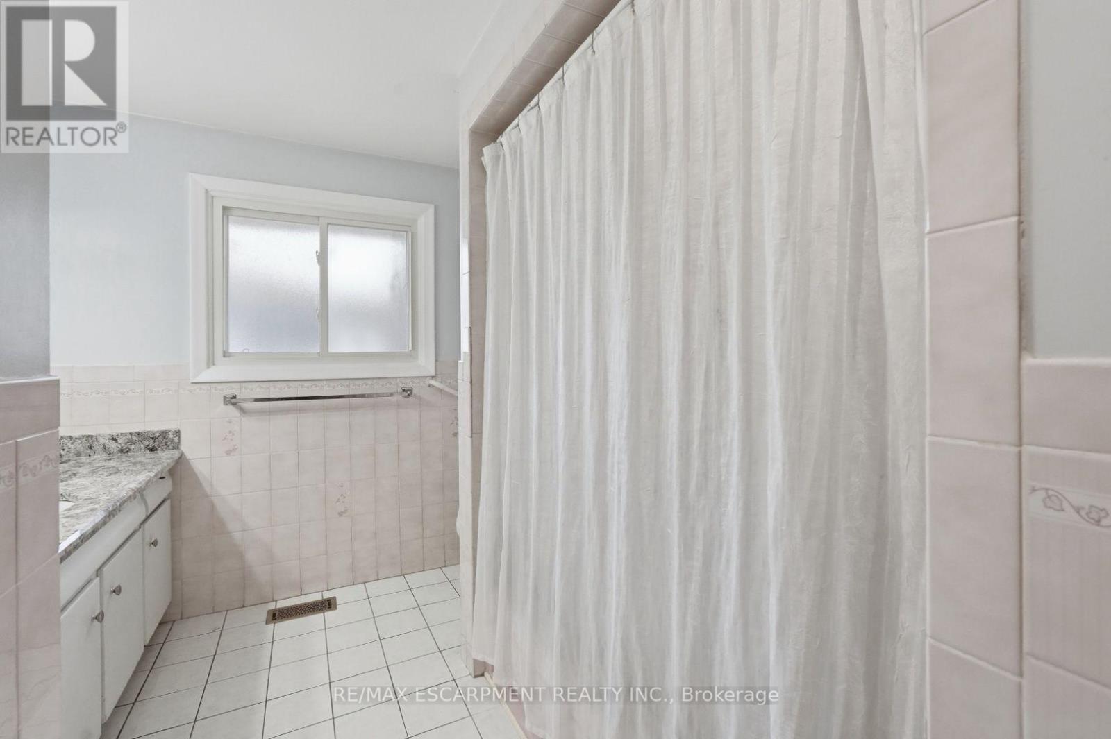 19 Ellingwood Avenue, Hamilton, Ontario  L8E 1C1 - Photo 18 - X13864824