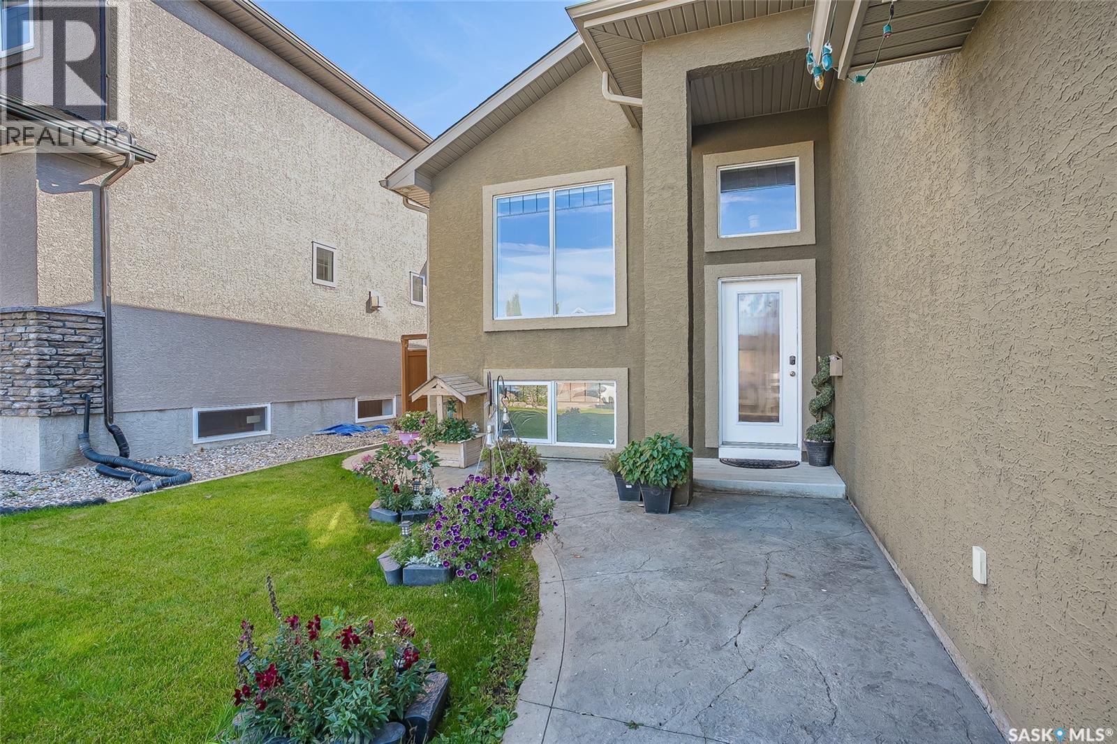 1642 Shepherd COURT Saskatoon Saskatchewan Canada S7W0B5 3