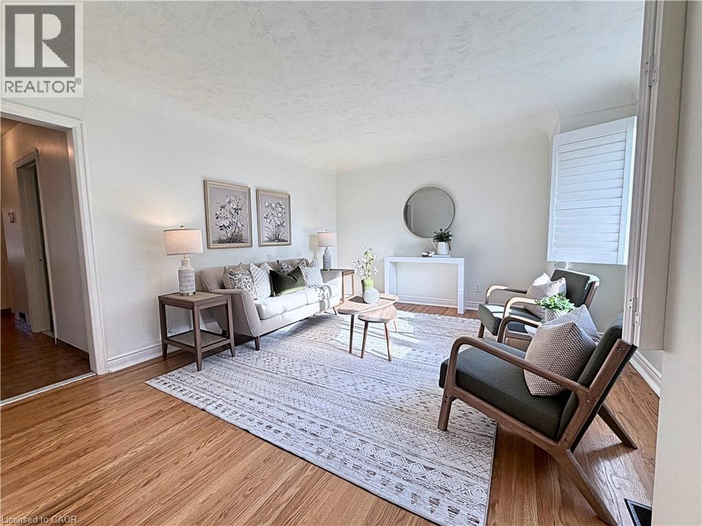 184 East 35th Street, Hamilton, Ontario  L8V 3Y2 - Photo 5 - 40868984