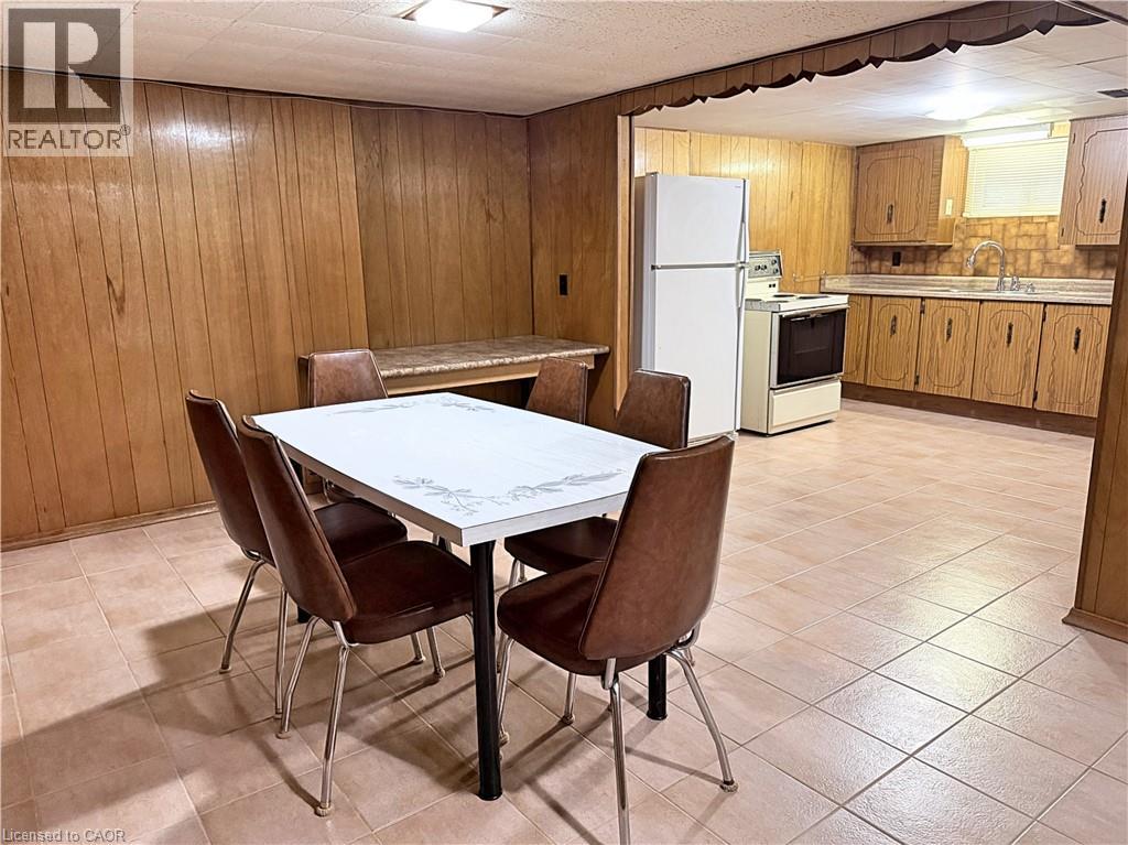 184 East 35th Street, Hamilton, Ontario  L8V 3Y2 - Photo 25 - 40868984