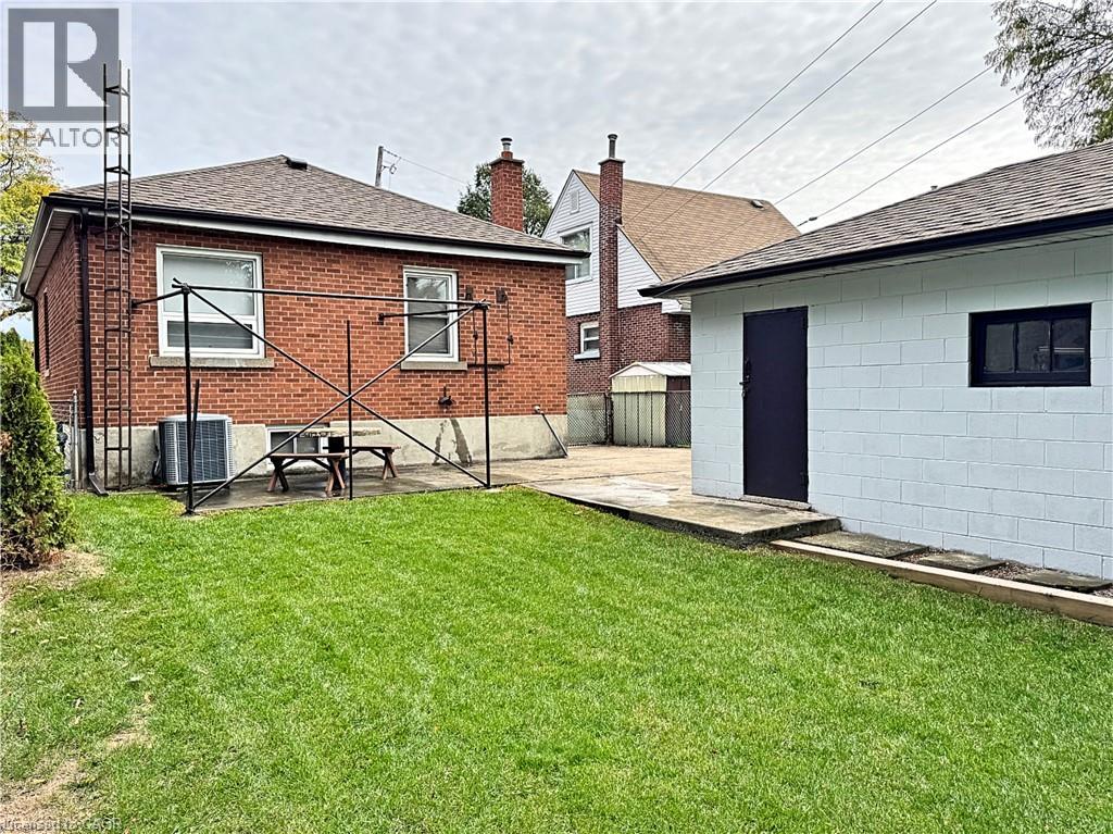 184 East 35th Street, Hamilton, Ontario  L8V 3Y2 - Photo 39 - 40868984