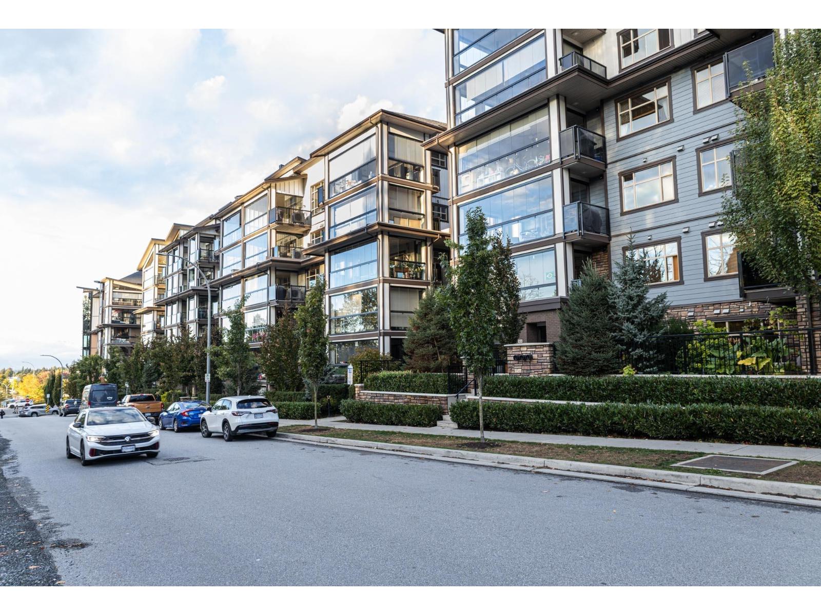 614 8526 202B STREET, Langley, British Columbia