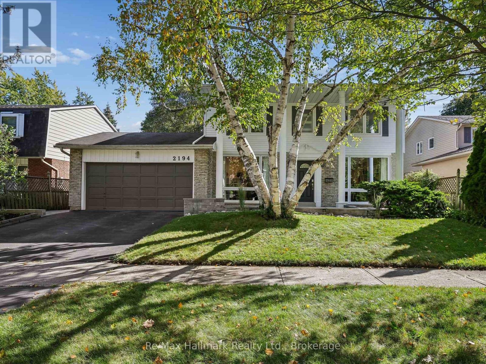 2194 CONSTANCE DRIVE, Oakville, Ontario