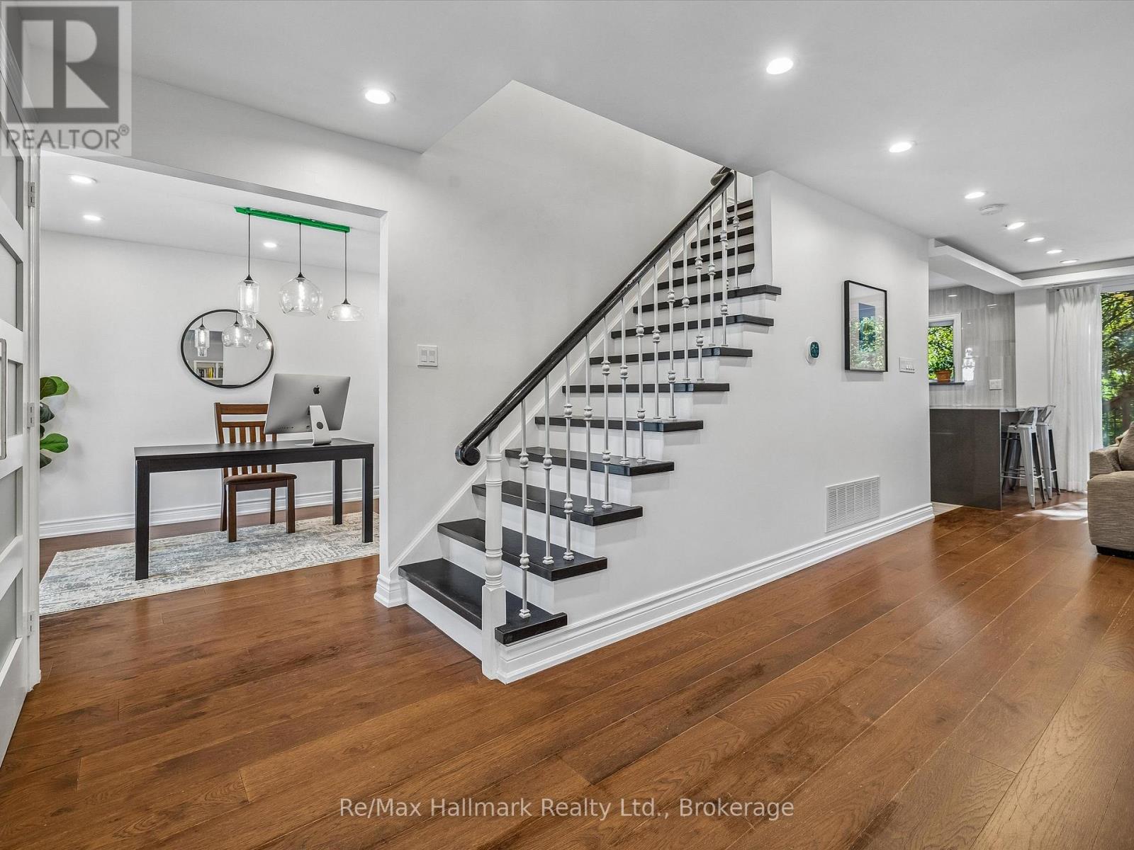 2194 Constance Drive, Oakville, Ontario  L6J 5L4 - Photo 21 - W13862508