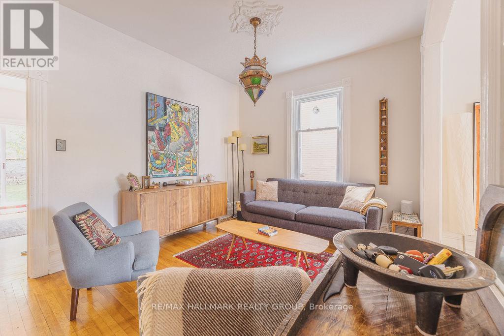 38 Elm Street, Ottawa, Ontario  K1R 6N1 - Photo 8 - X13864924