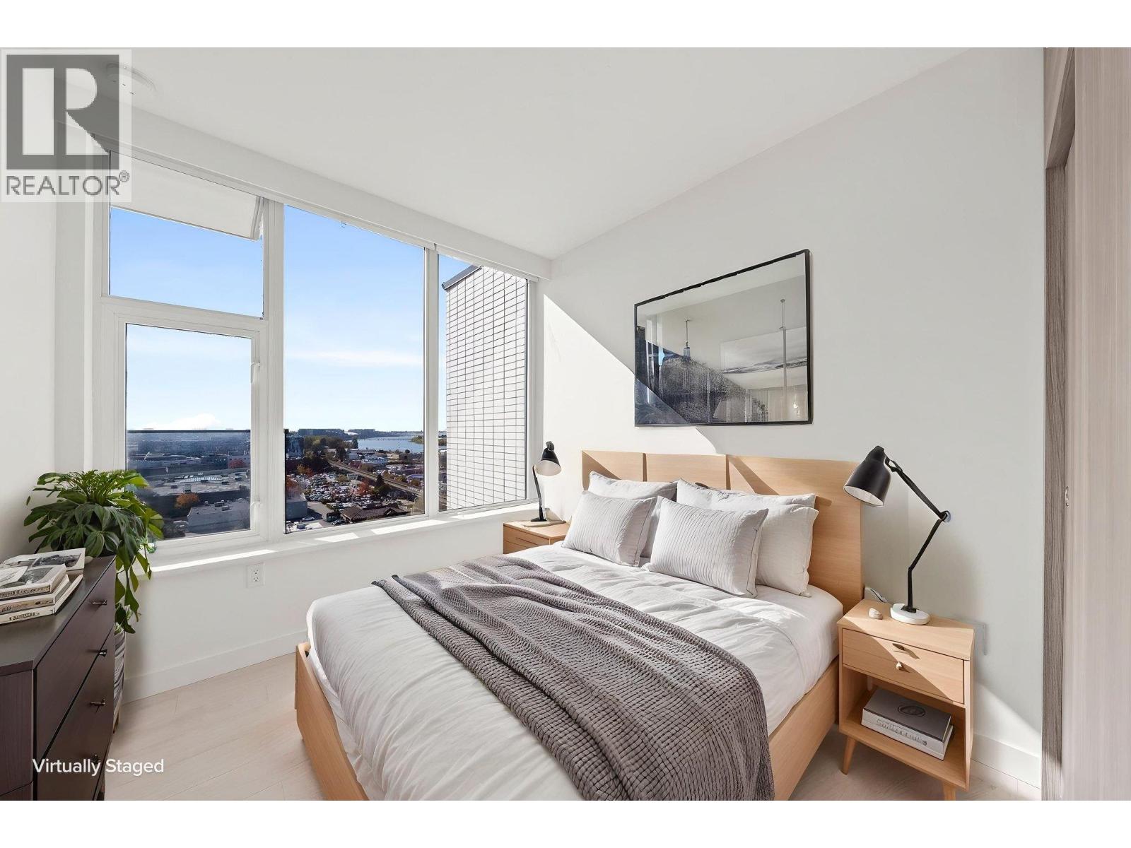 1401 8611 HAZELBRIDGE WAY