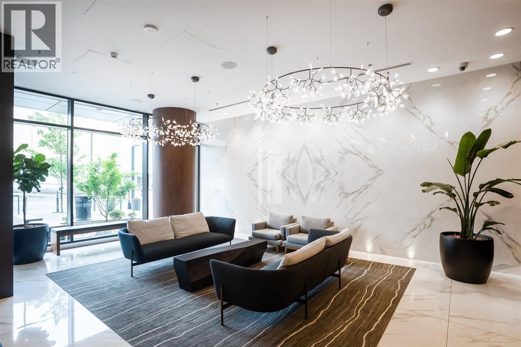 4906 4650 BRENTWOOD BOULEVARD