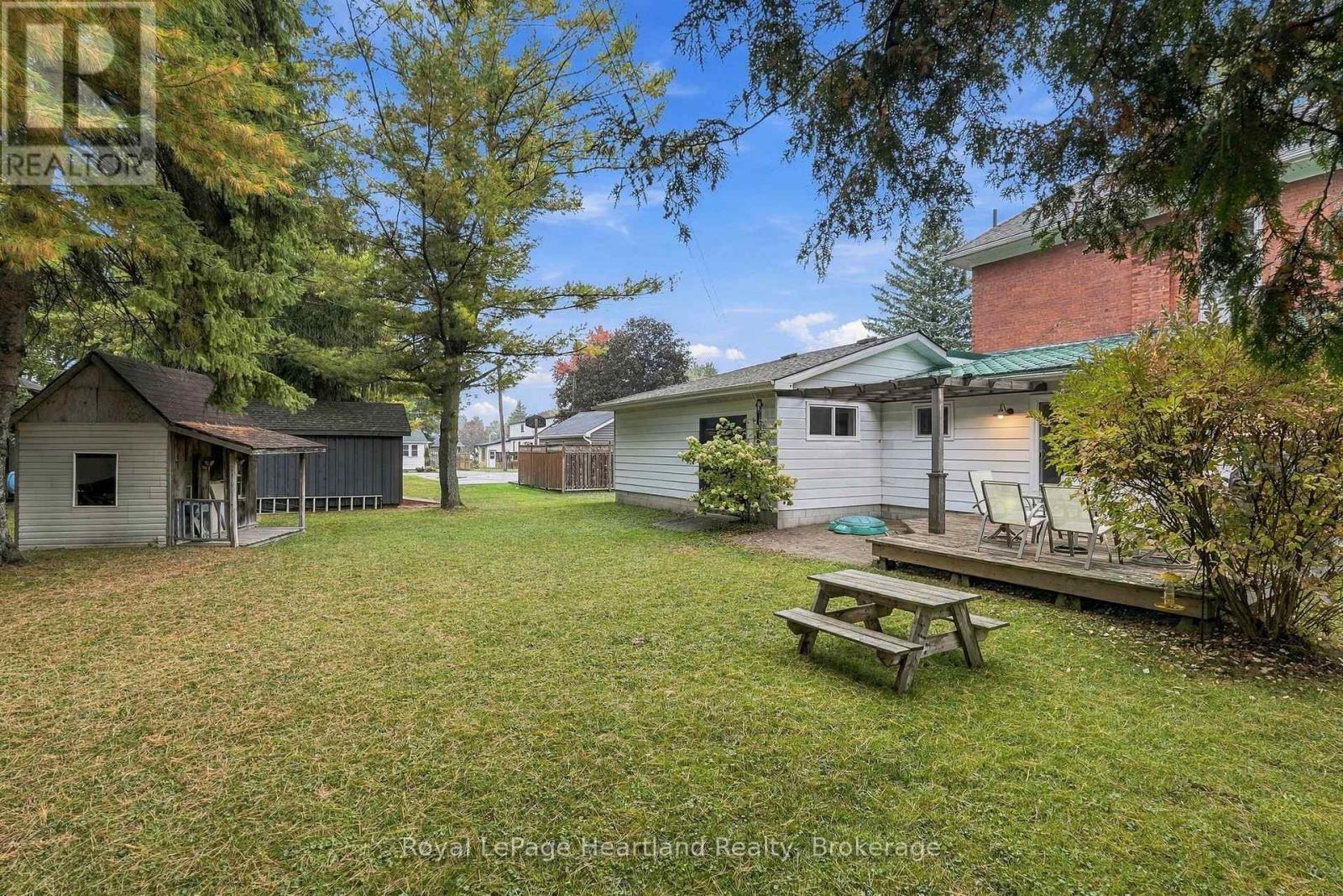 184 Main Street, North Perth, Ontario  N0G 1B0 - Photo 39 - X13864916
