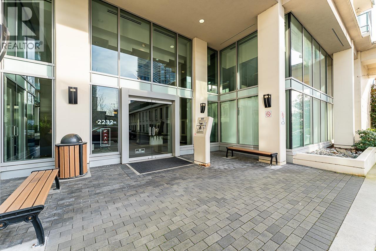 905 2232 DOUGLAS ROAD