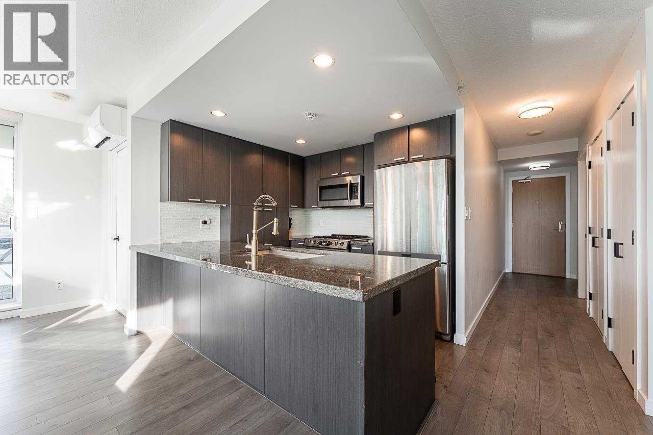 905 2232 DOUGLAS ROAD