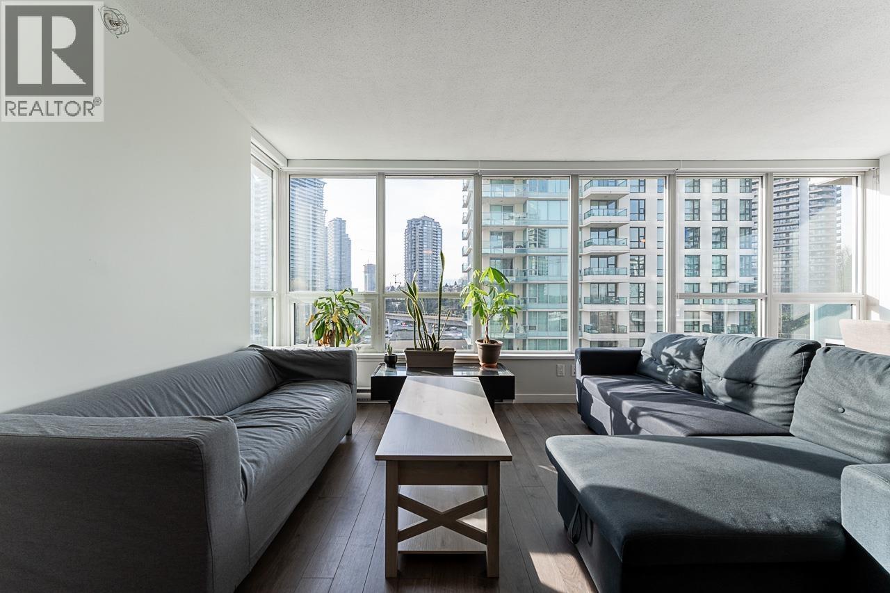905 2232 DOUGLAS ROAD