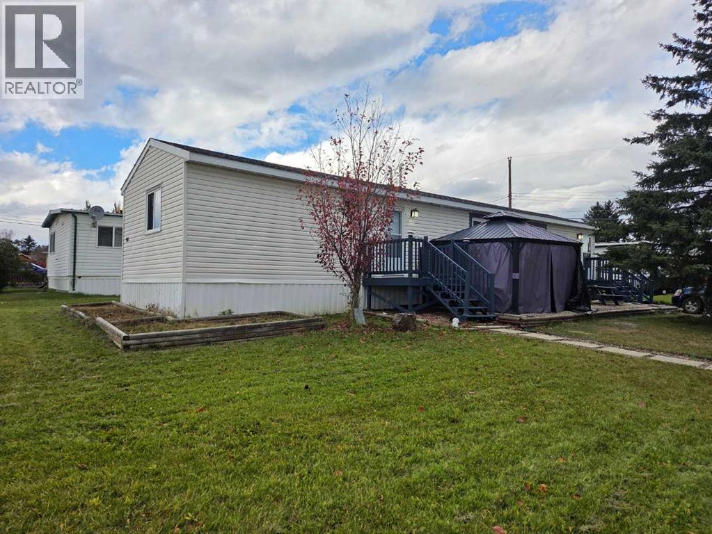 901 52 Street, Edson, Alberta  T7E 1K4 - Photo 1 - A2350498