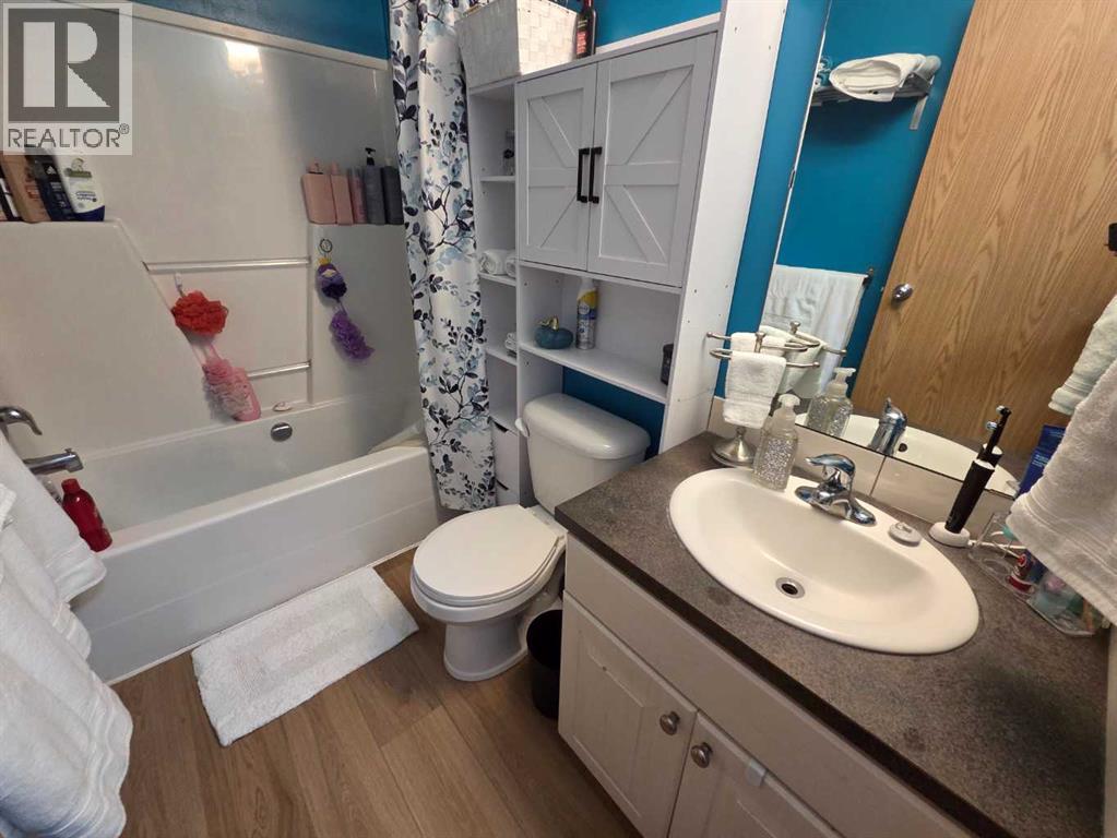 901 52 Street, Edson, Alberta  T7E 1K4 - Photo 6 - A2350498