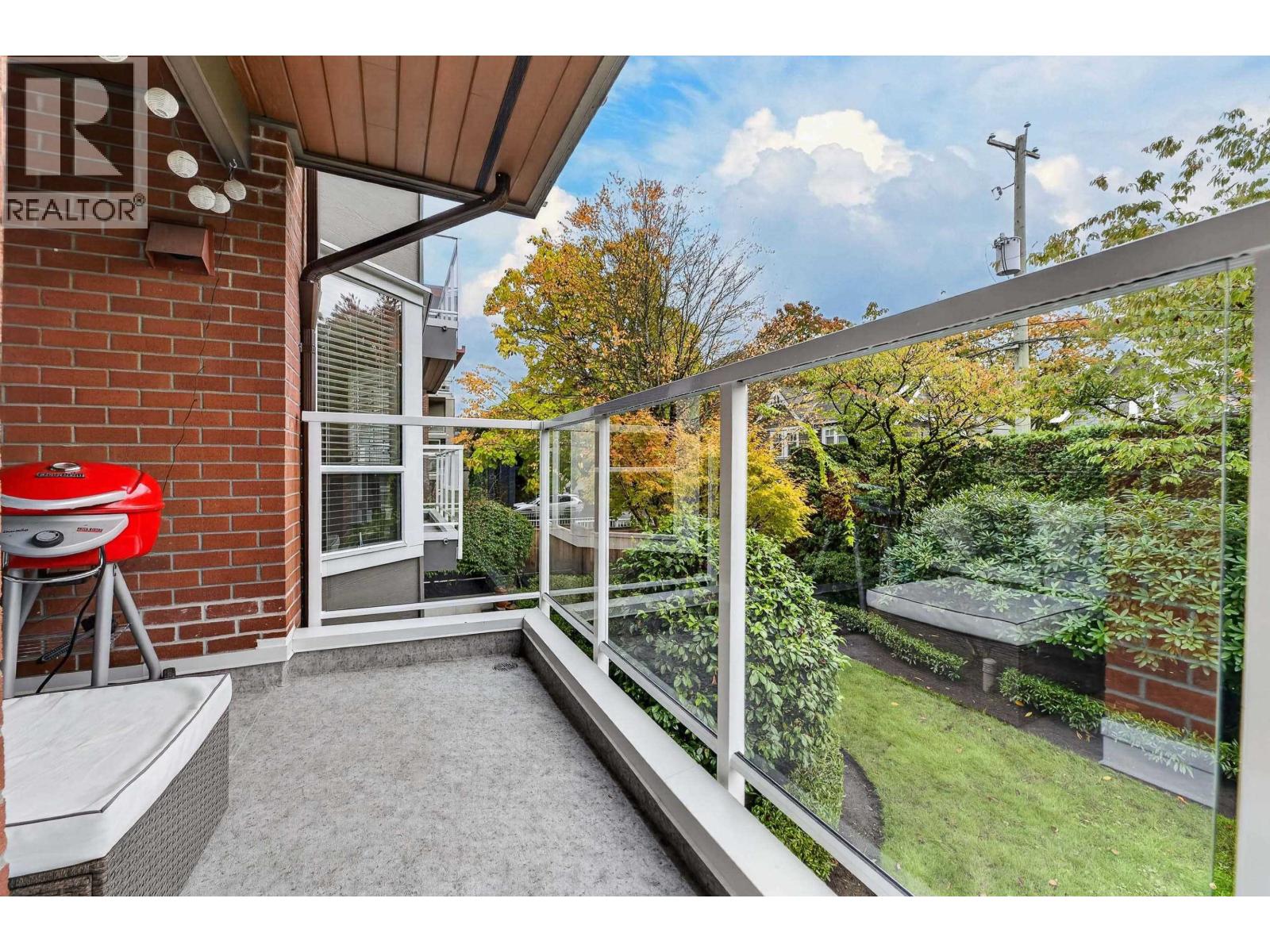 208 2288 W 12TH AVENUE