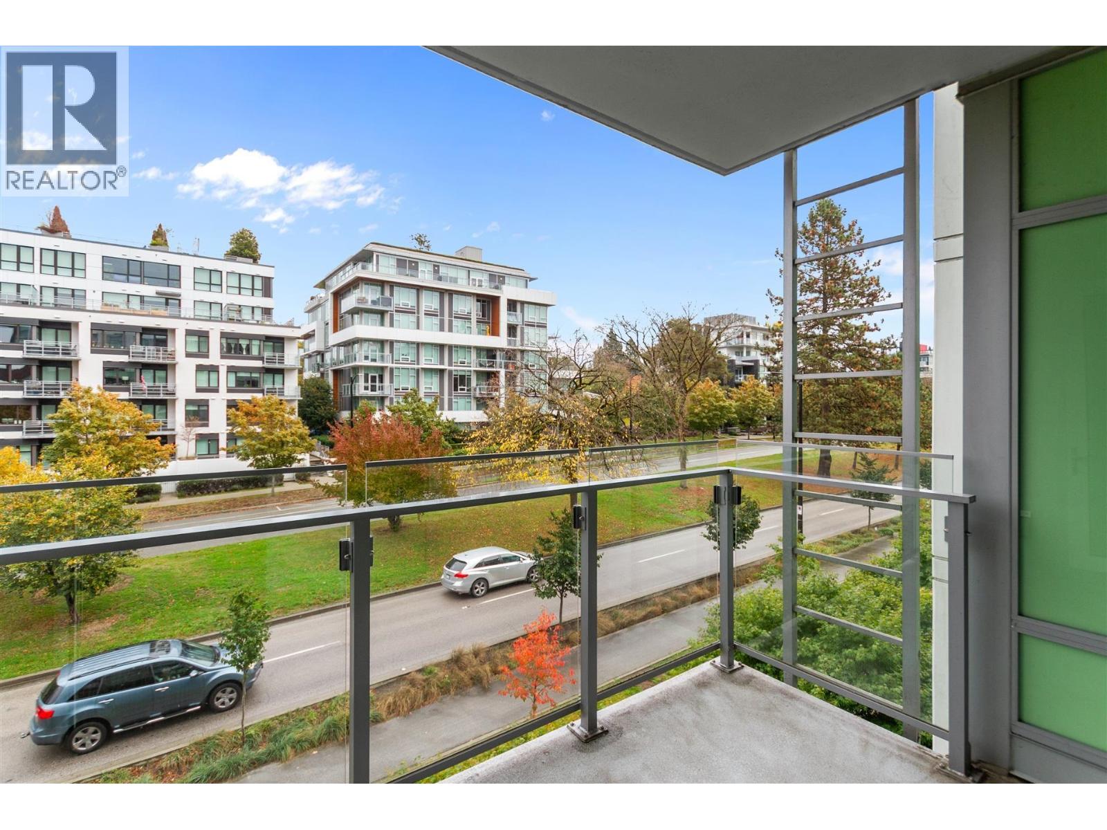 305 4963 CAMBIE STREET
