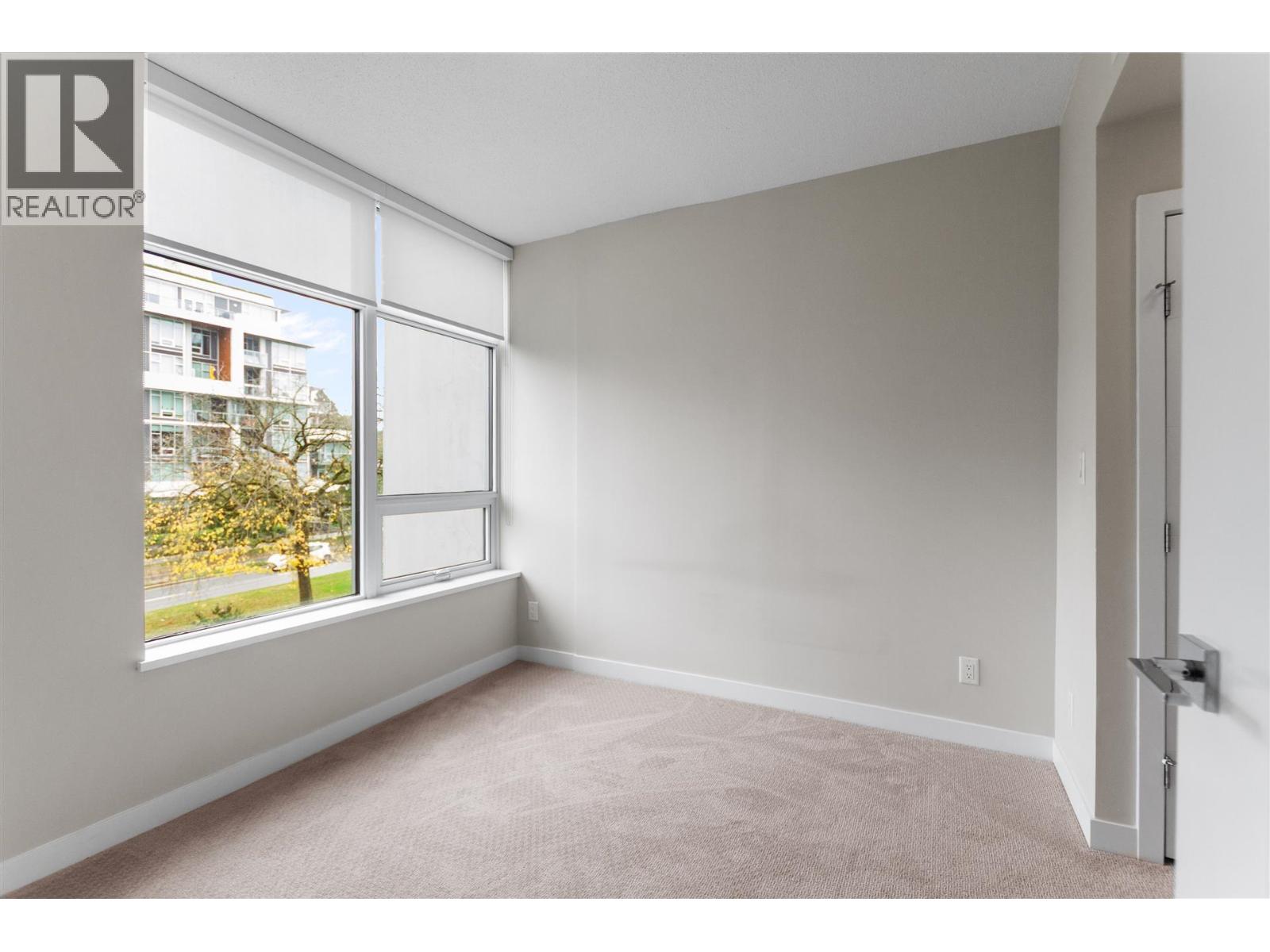305 4963 CAMBIE STREET