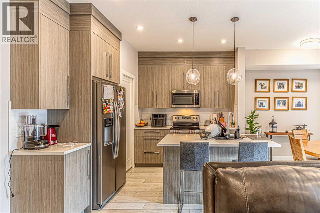 217 Crimson Ridge Place NW, Calgary, Alberta  T3L 0K7 - Photo 11 - A2342989
